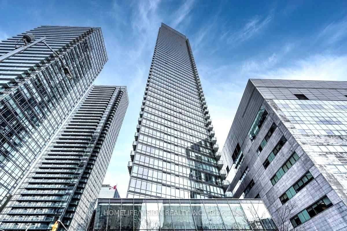 832 Bay Street 2107, Toronto, ON M5S 1Z6