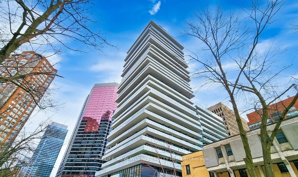 57 St Joseph Street 2806, Toronto, ON M5S 0C5