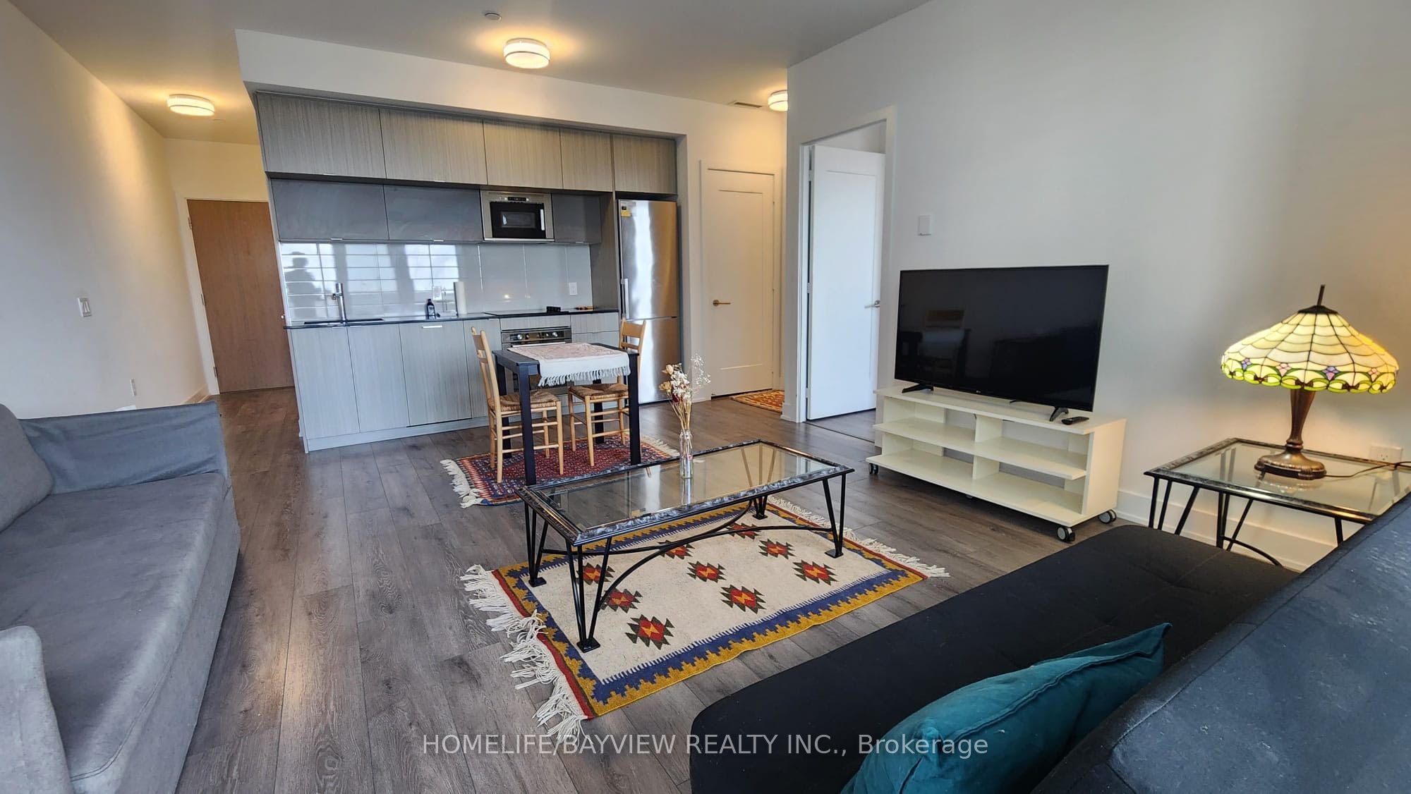 575 Bloor Street E 2704, Toronto, ON M4W 0B2 photo 5