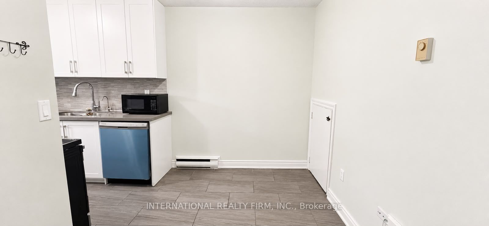 40 Sunny Glenway 308, Toronto, ON M3C 2Z2 photo 2