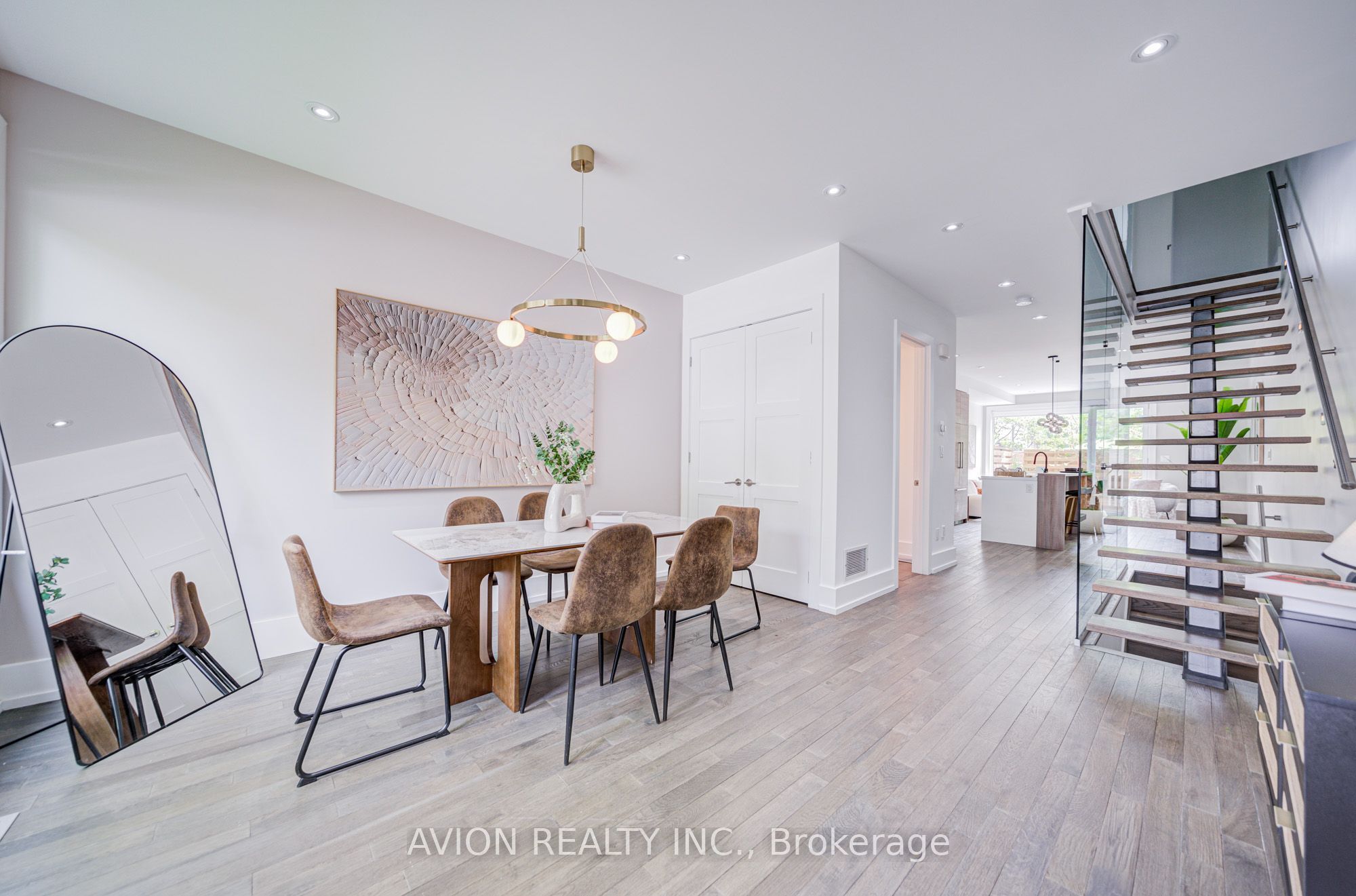7A Sylvan Avenue, Toronto, ON M6H 0C4 photo 5