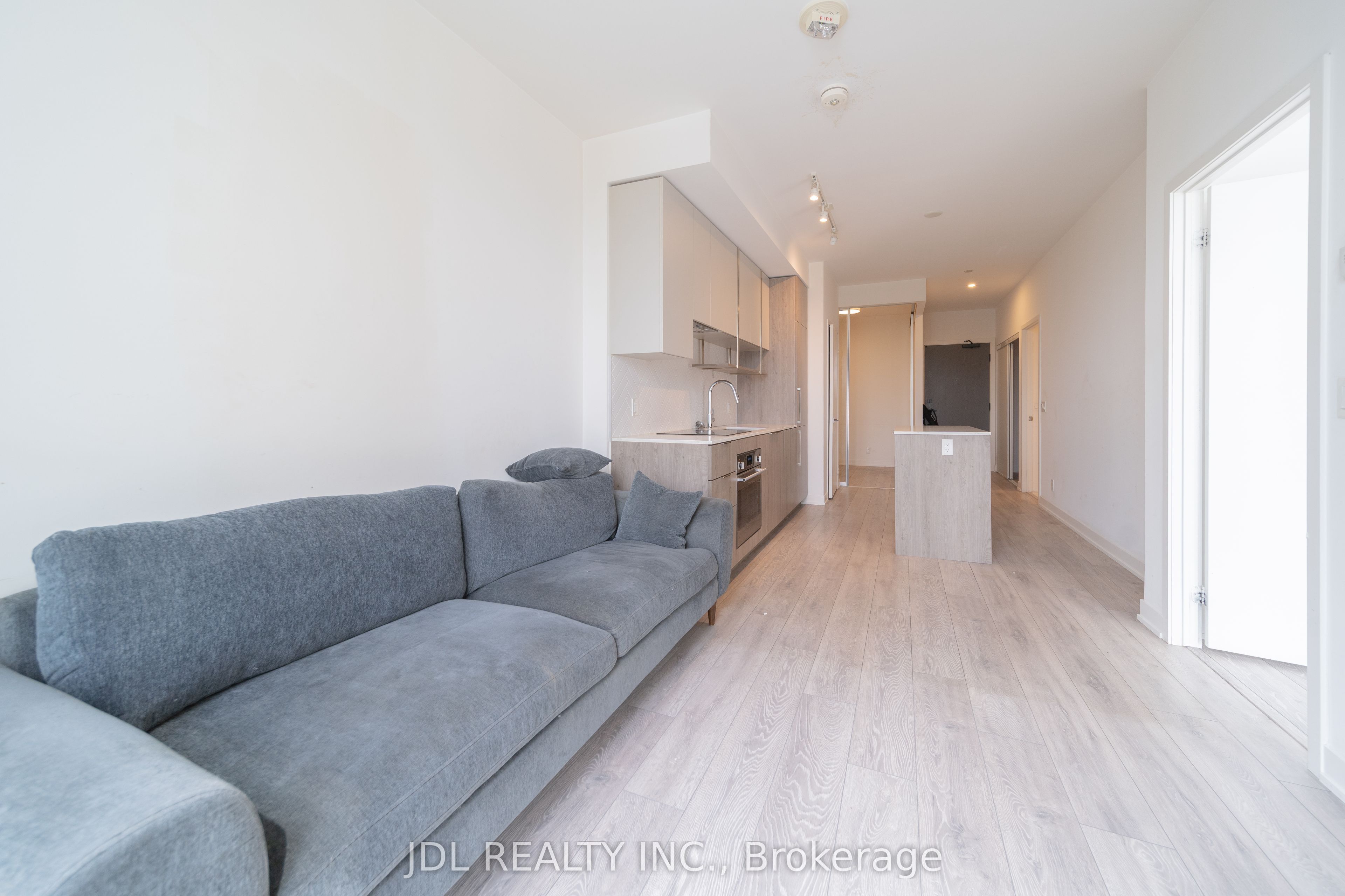 15 Holmes Avenue 312, Toronto, ON M2N 0L4 photo 2