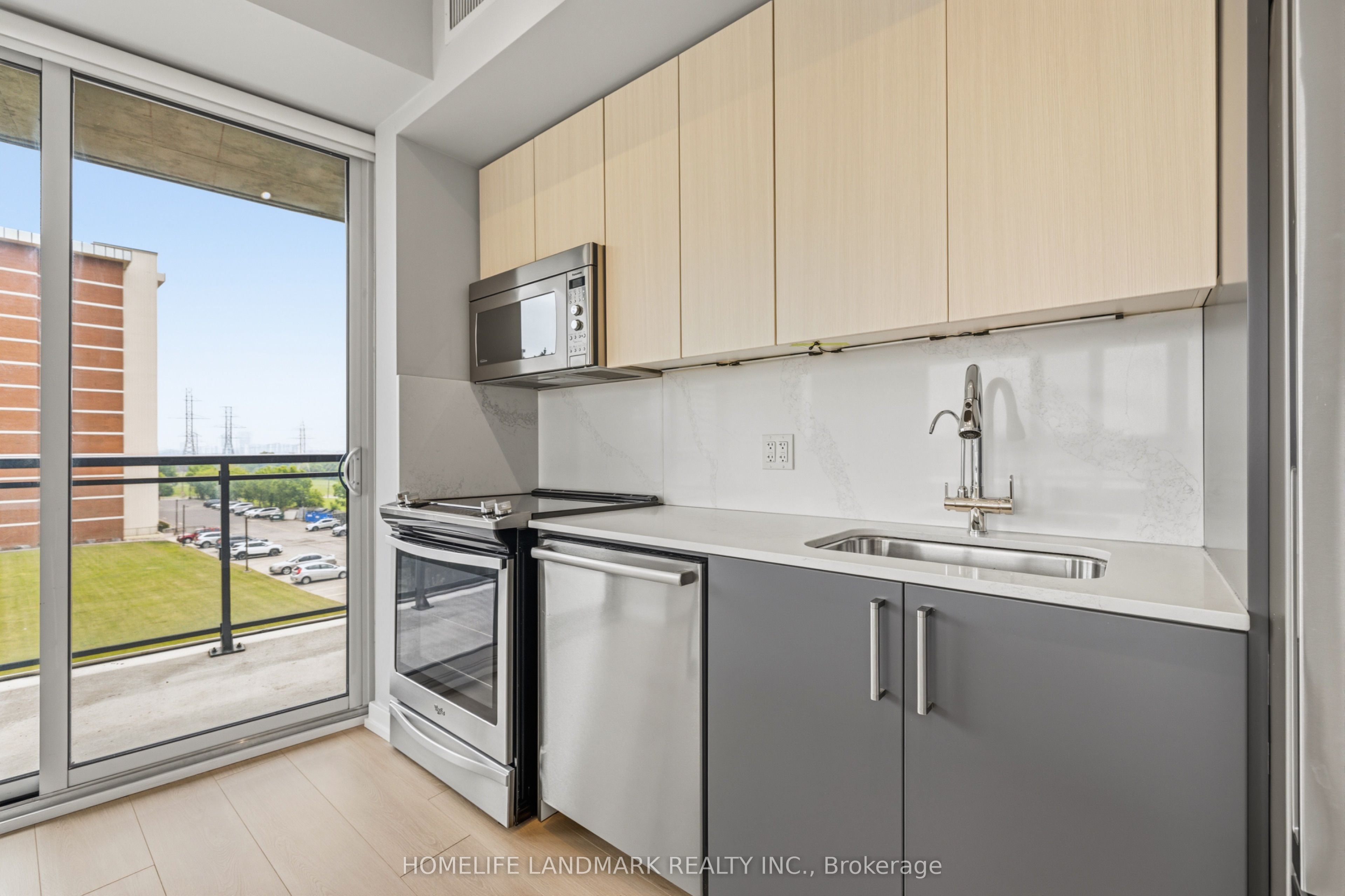 3237 Bayview Avenue 307, Toronto, ON M2K 0G1 photo 3