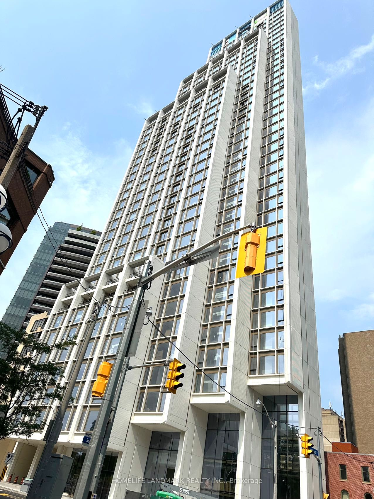 50 Scollard Street 1701, Toronto, ON M5R 1E9 photo 2