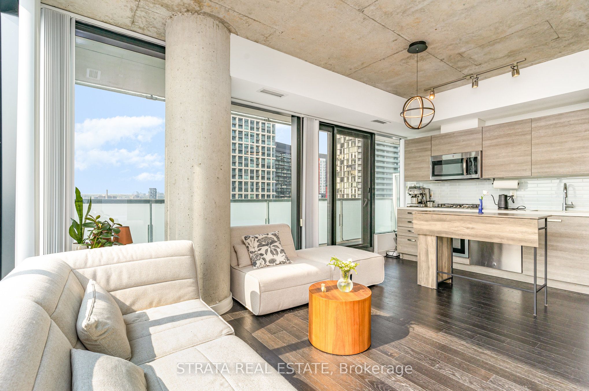 11 Charlotte Street 2703, Toronto, ON M5V 0M6 photo 3