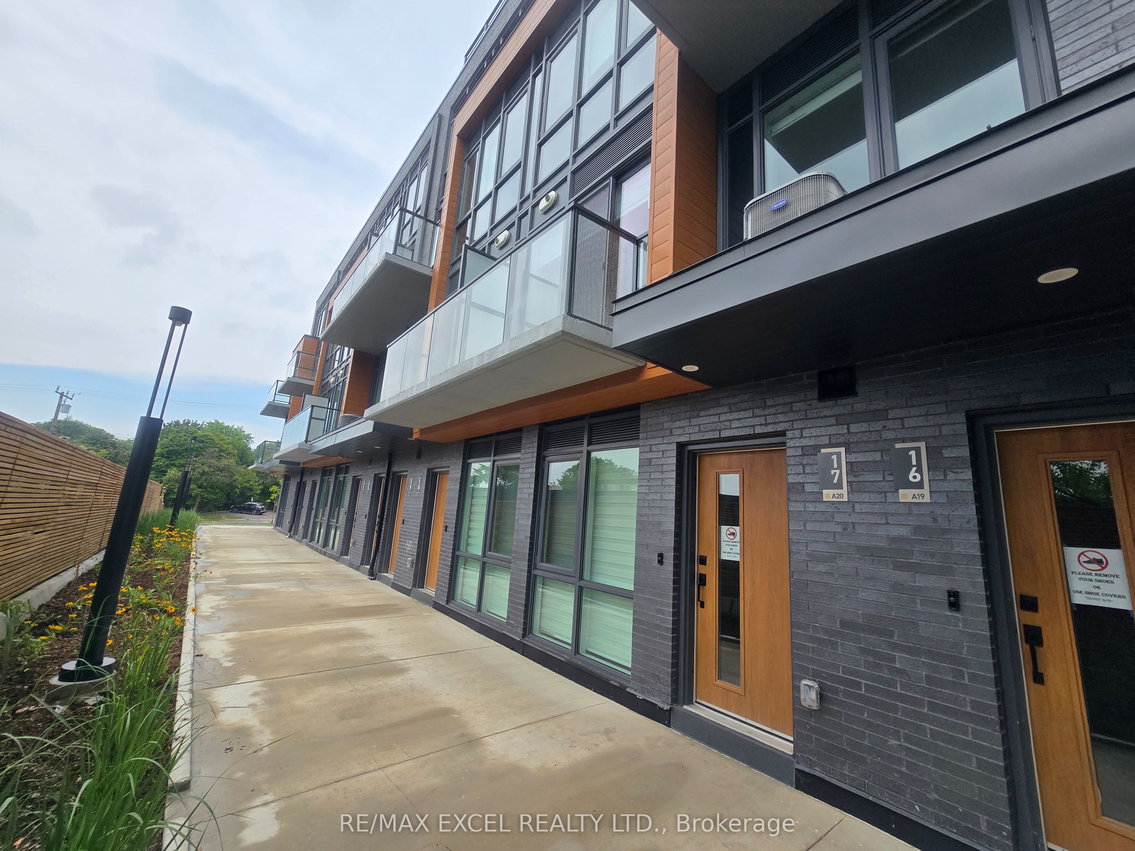 75 Curlew Drive 17, Toronto, ON M3A 0A9 photo 4