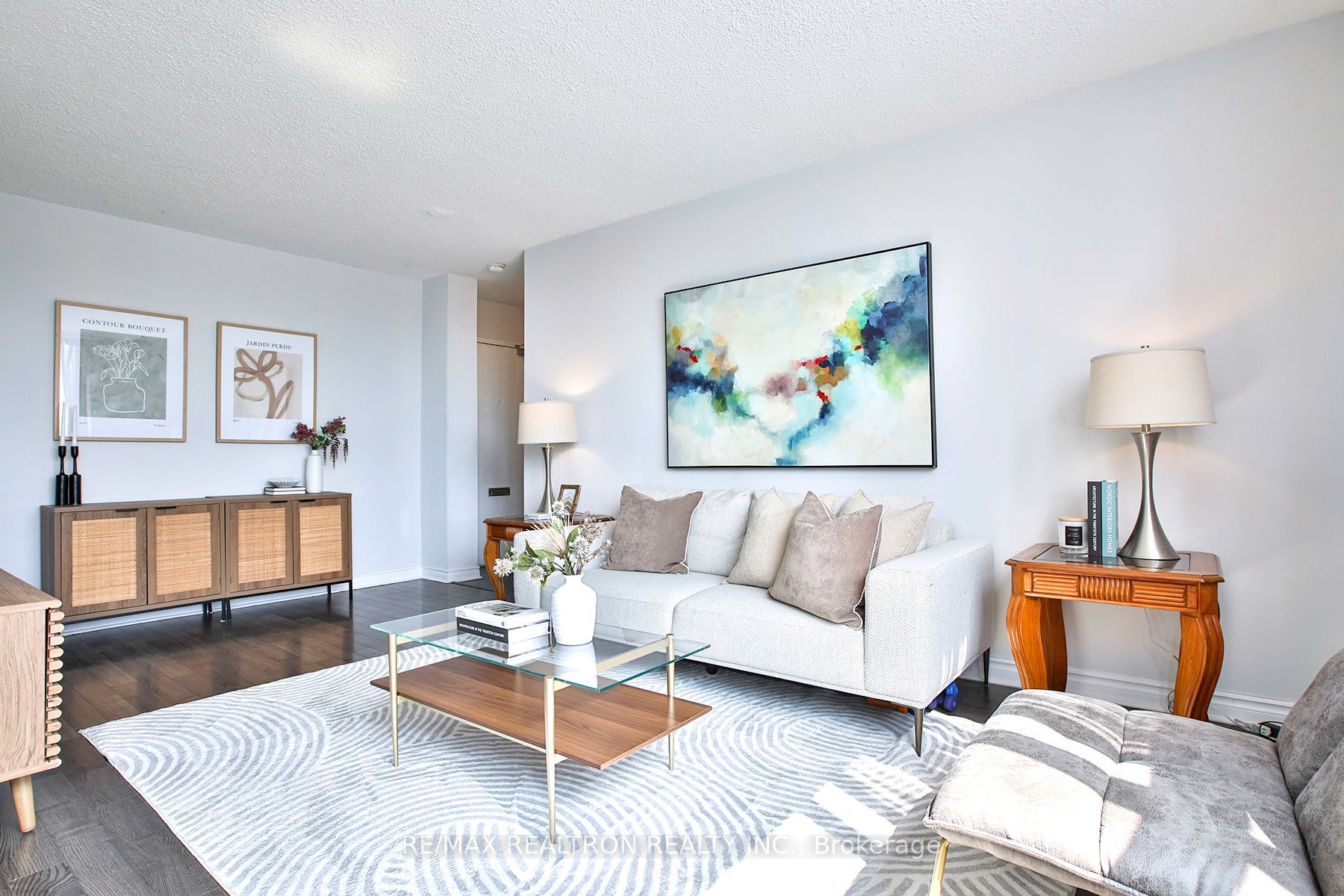 5 Parkway Forest Drive 711, Toronto, ON M2J 1L2