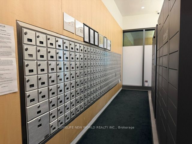 45 Charles Street E 2708, Toronto, ON M4Y 0B8 photo 5