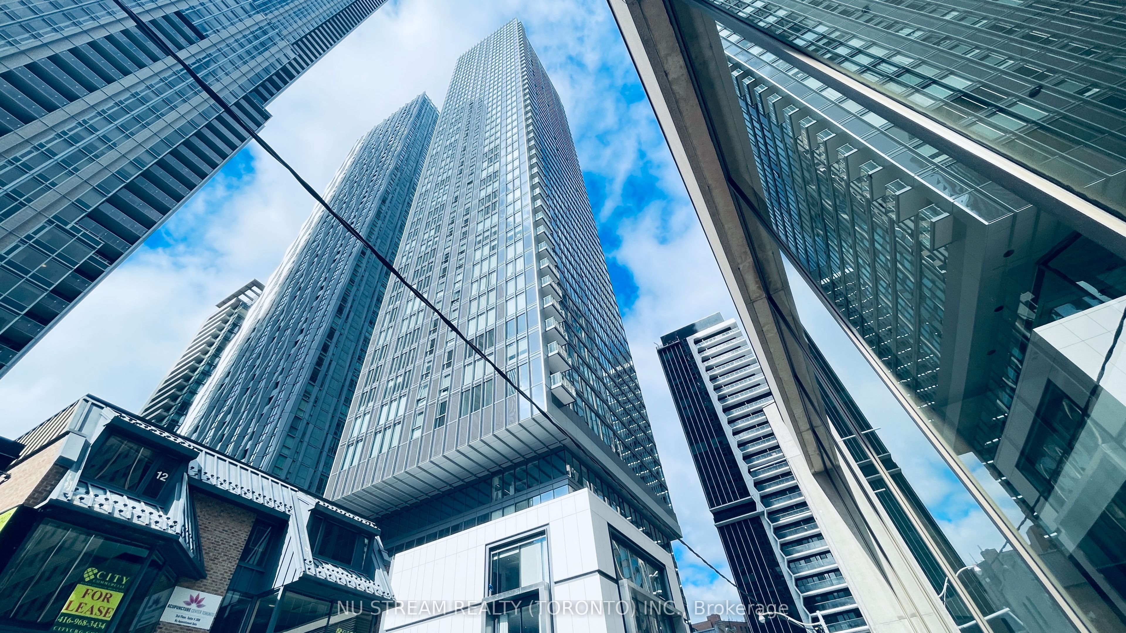 8 Cumberland Street 1107, Toronto, ON M4W 0B6