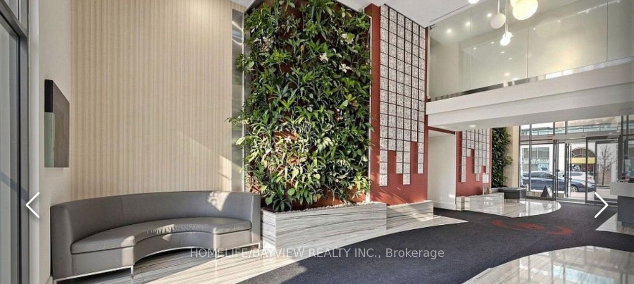 111 Elizabeth Street 1607, Toronto, ON M5G 1P7 photo 3