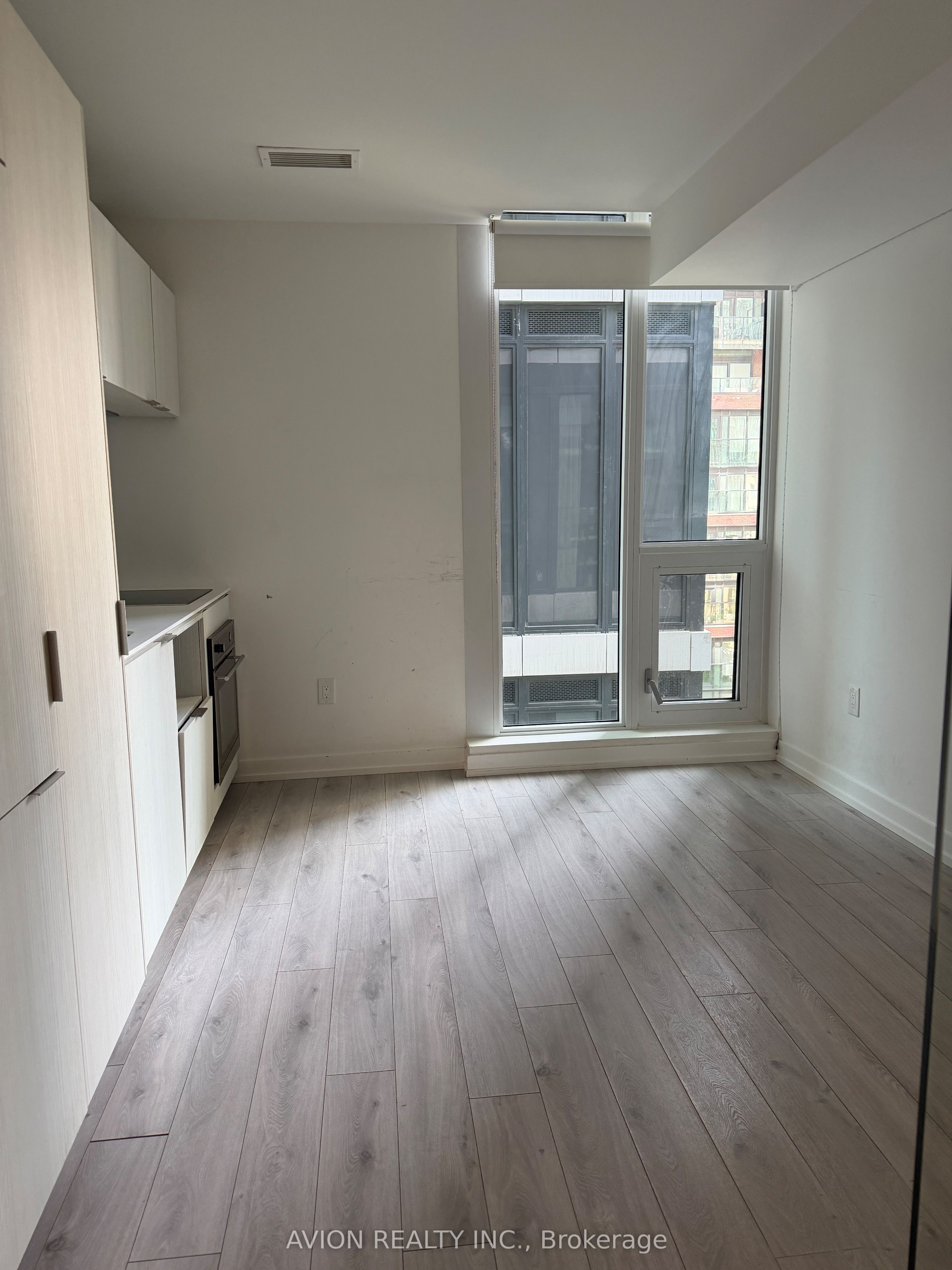 77 Shuter Street 731, Toronto, ON M5B 0B8 photo 4