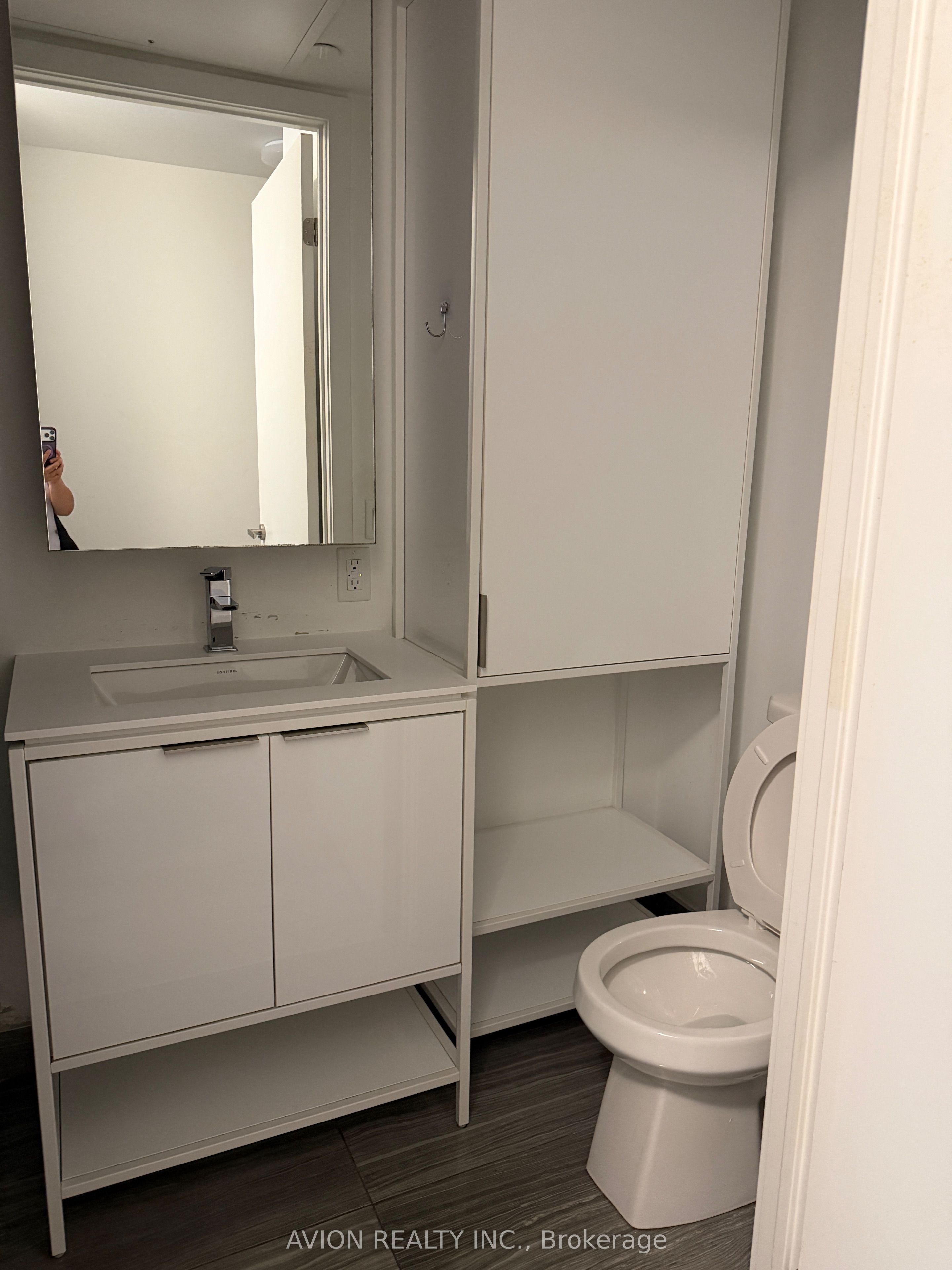 77 Shuter Street 731, Toronto, ON M5B 0B8 photo 5