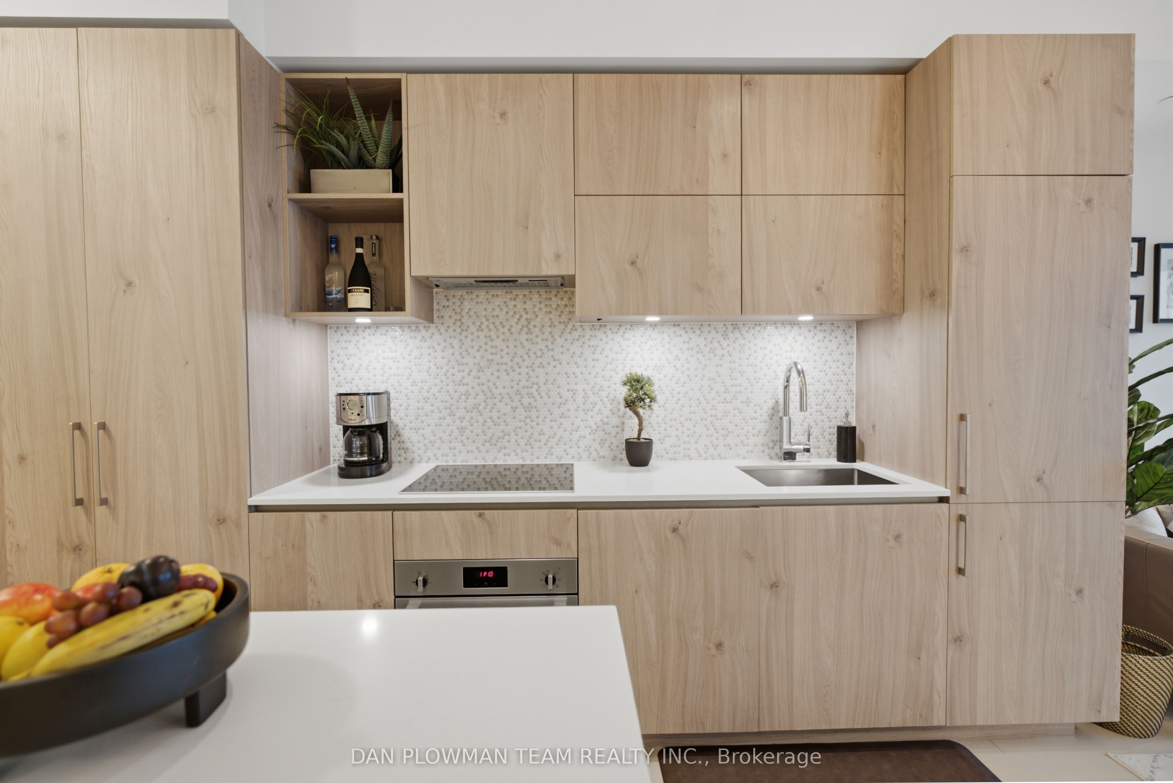 1 Yorkville Avenue 901, Toronto, ON M4W 0B1 photo 4