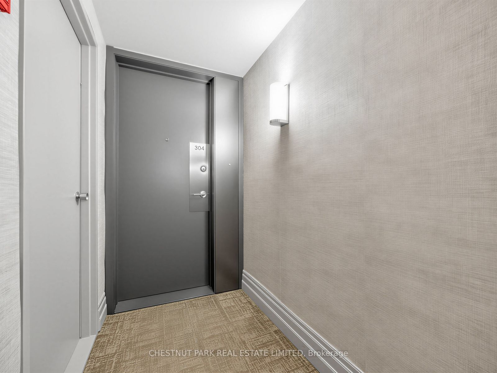 625 Avenue Road 304, Toronto, ON M4V 2K7 photo 2