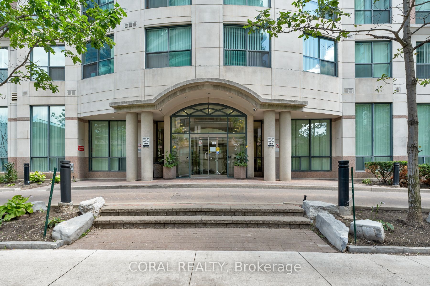 7 Lorraine Drive 509, Toronto, ON M2N 7H2 photo 5