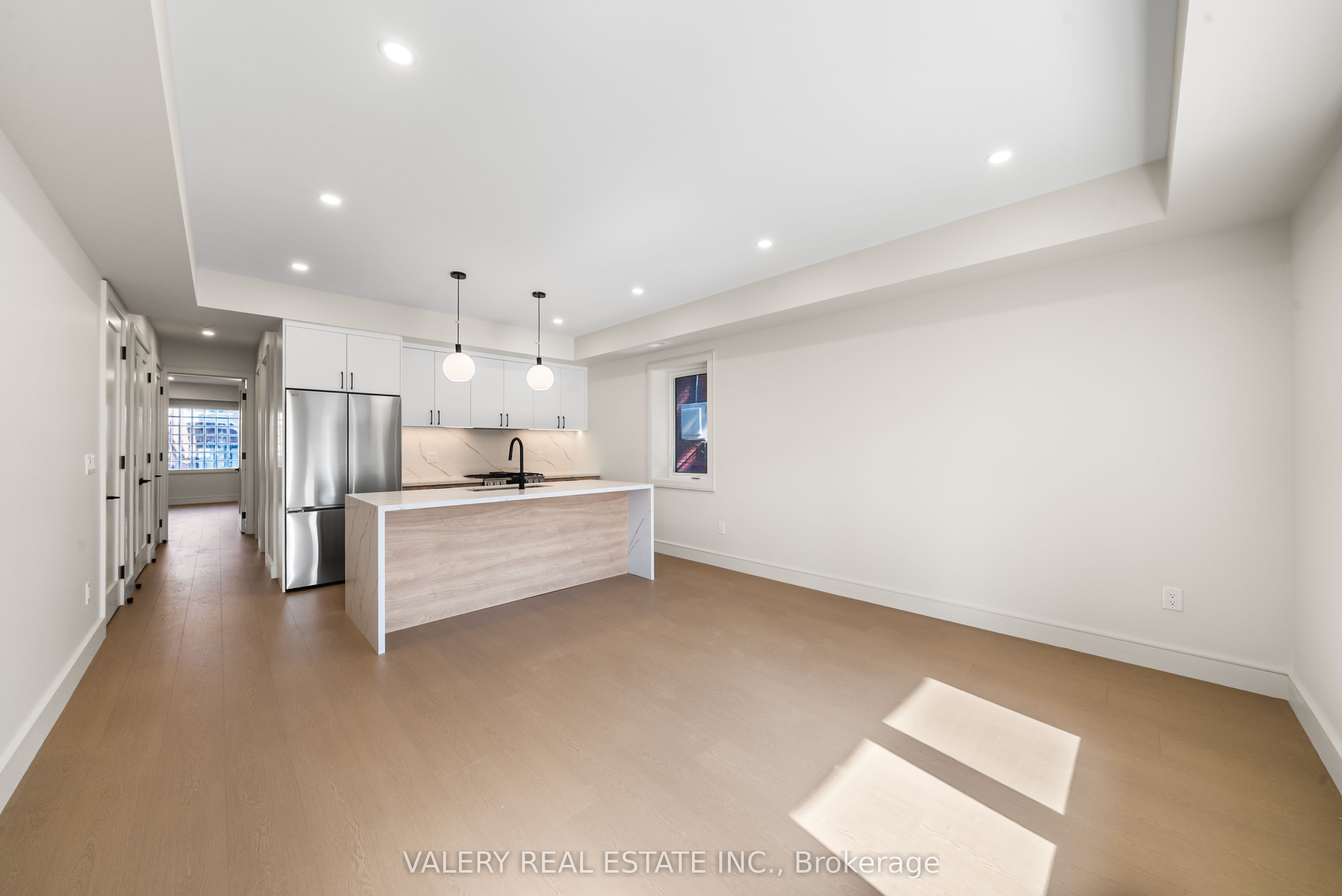 131 Dovercourt Road Main, Toronto, ON M6J 3C5 photo 2