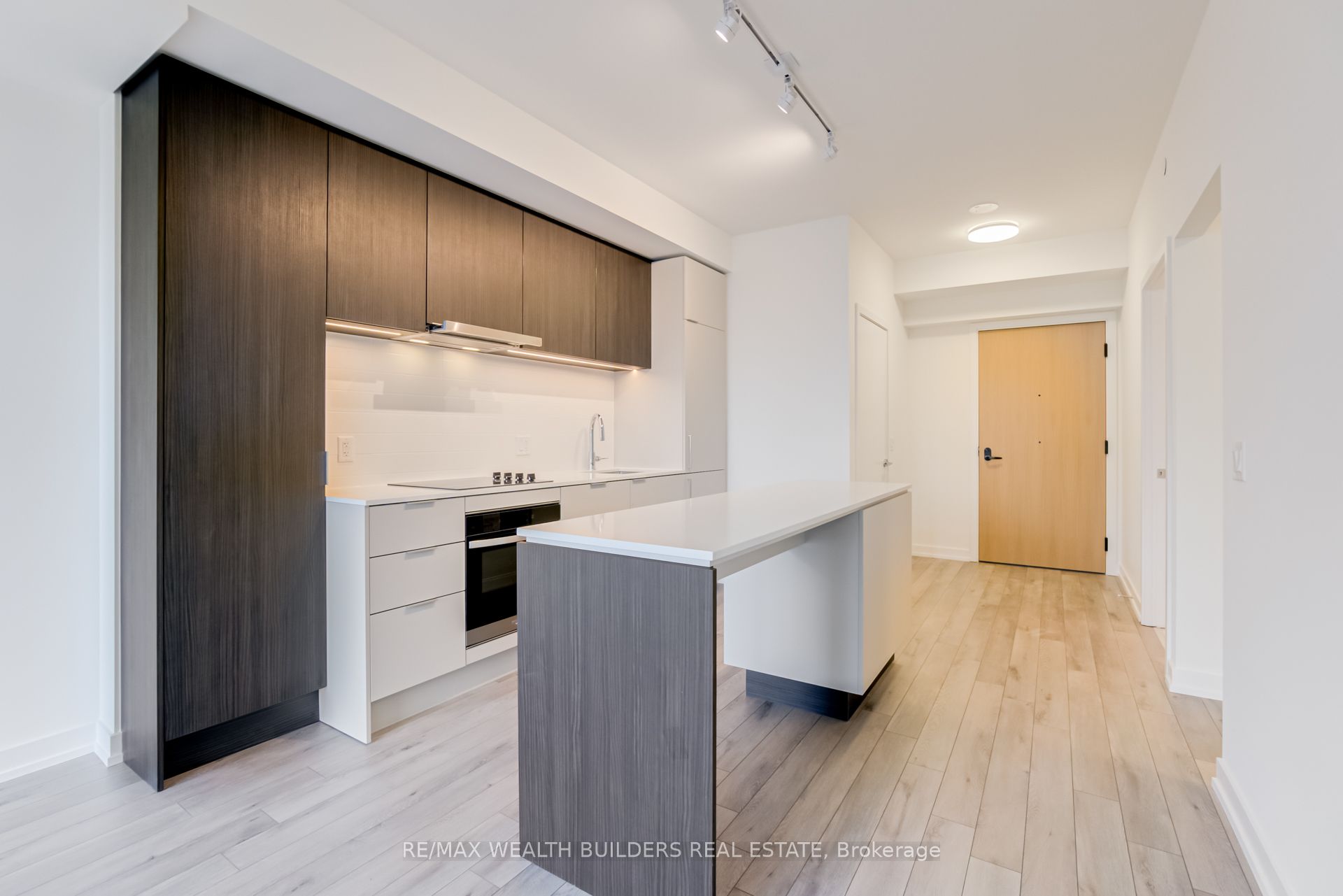 89 Church Street 1208, Toronto, ON M5C 0B7 photo 3