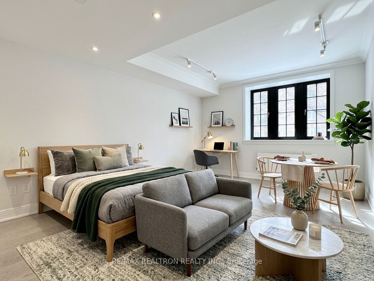 2 Clarendon Avenue 105, Toronto, ON M4V 1H9