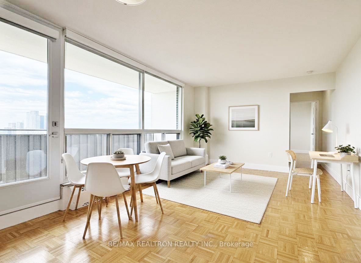 666 Spadina Avenue 1415, Toronto, ON M5S 2H8 photo 2