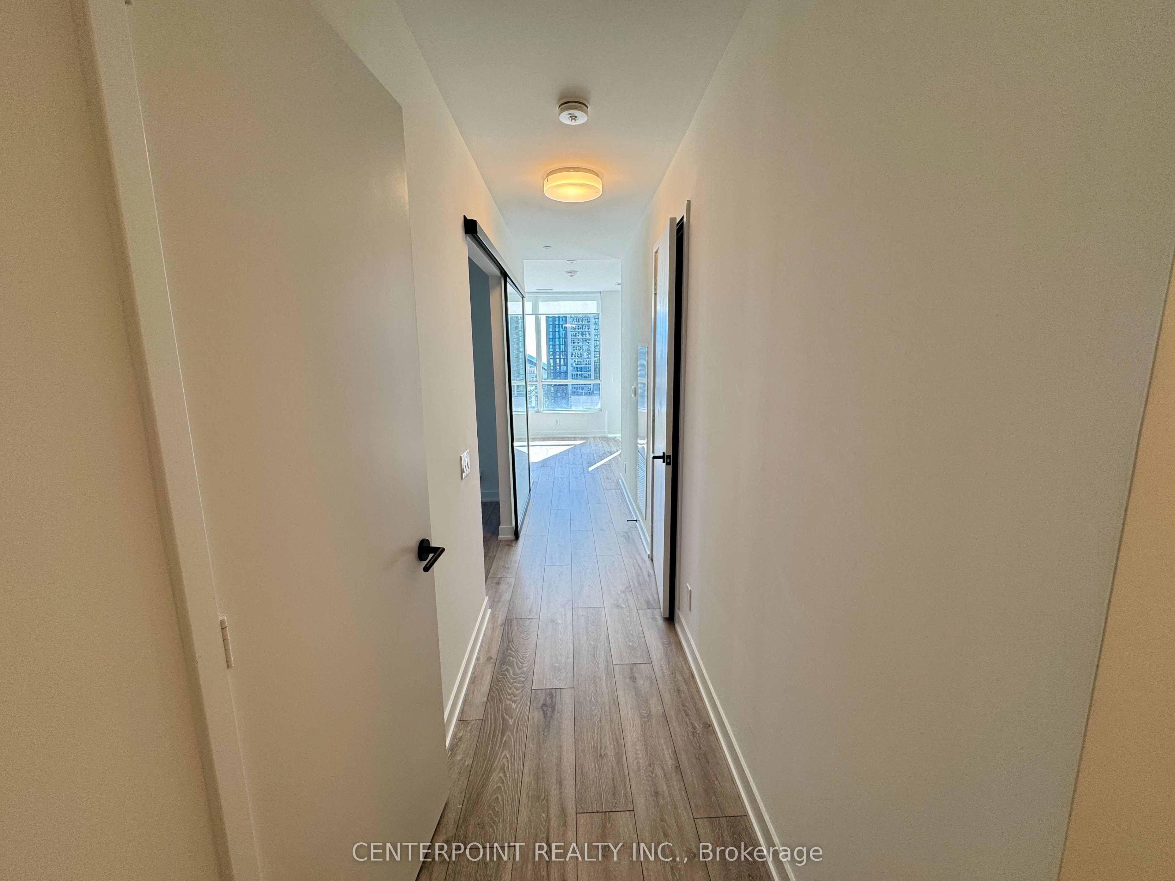 108 Peter Street 1906, Toronto, ON M5V 0W2 photo 5