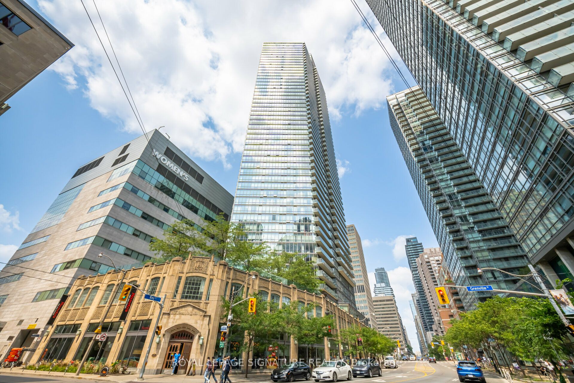 832 Bay Street 3307, Toronto, ON M5S 1Z6