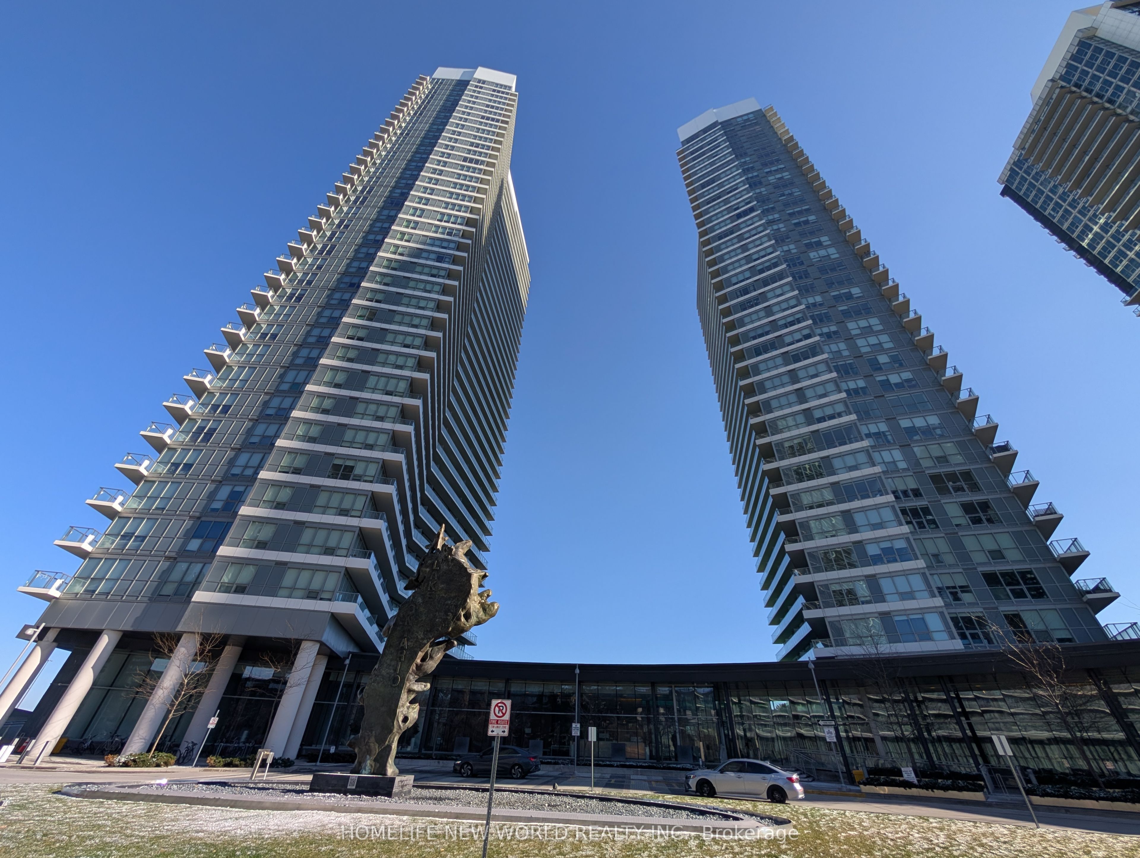 115 Mcmahon Drive 1903, Toronto, ON M2K 0E3