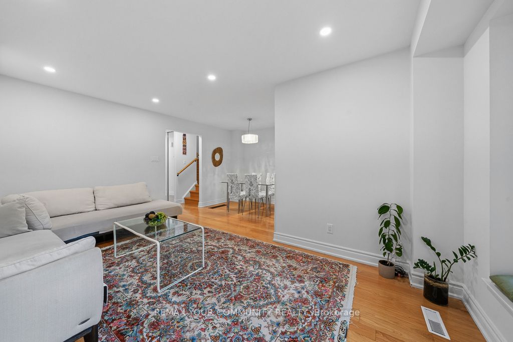 15 Clematis Road, Toronto, ON M2J 4X1 photo 5