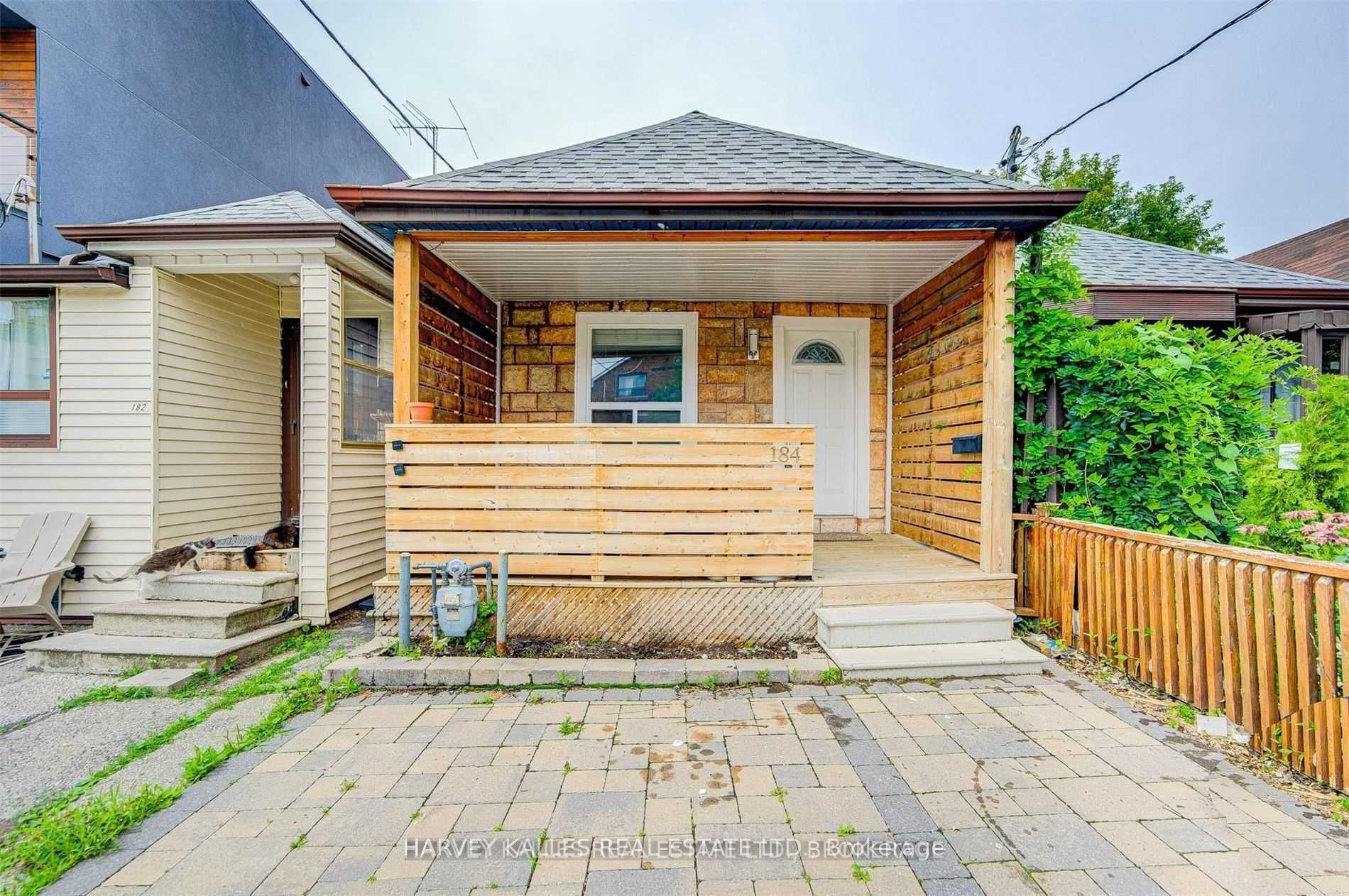 184 Cedric Avenue Lower, Toronto, ON M6C 3X8