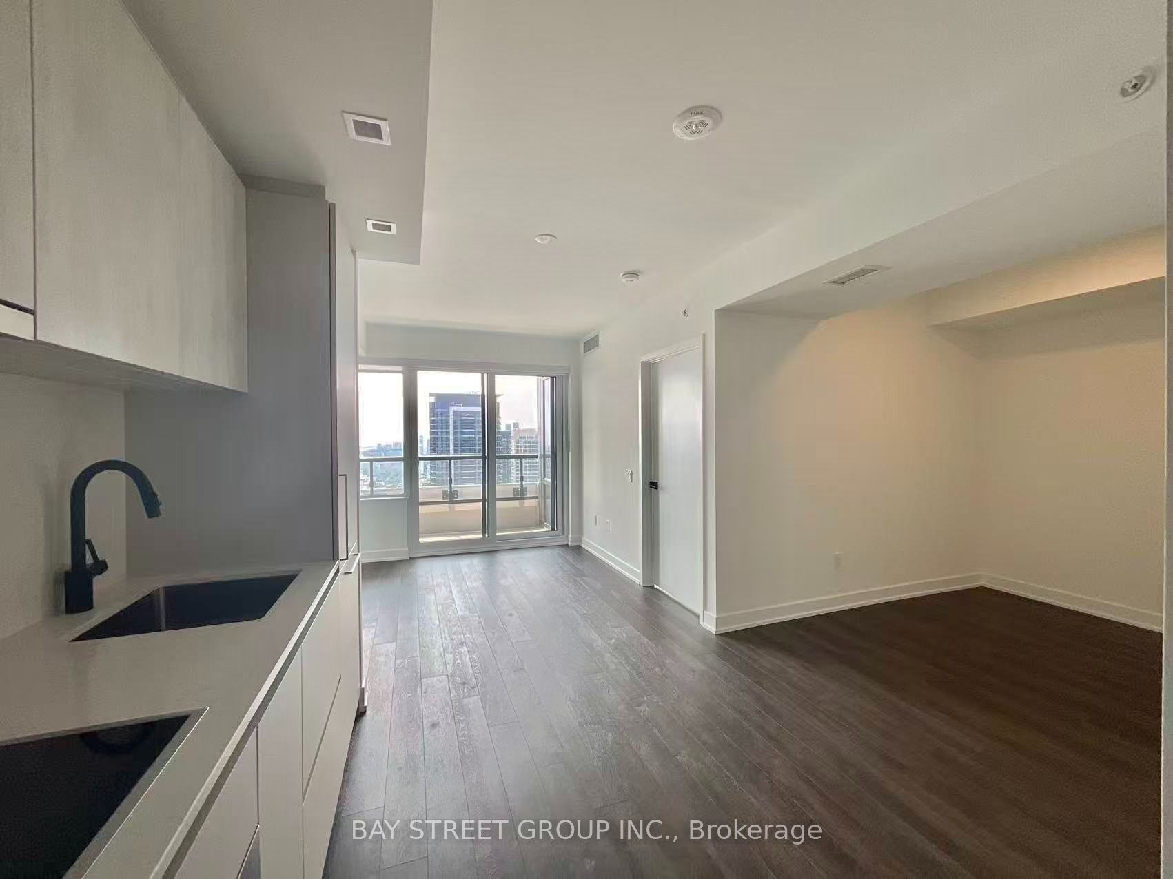 609 Sherbourne Street 3810, Toronto, ON M4X 0A4 photo 4