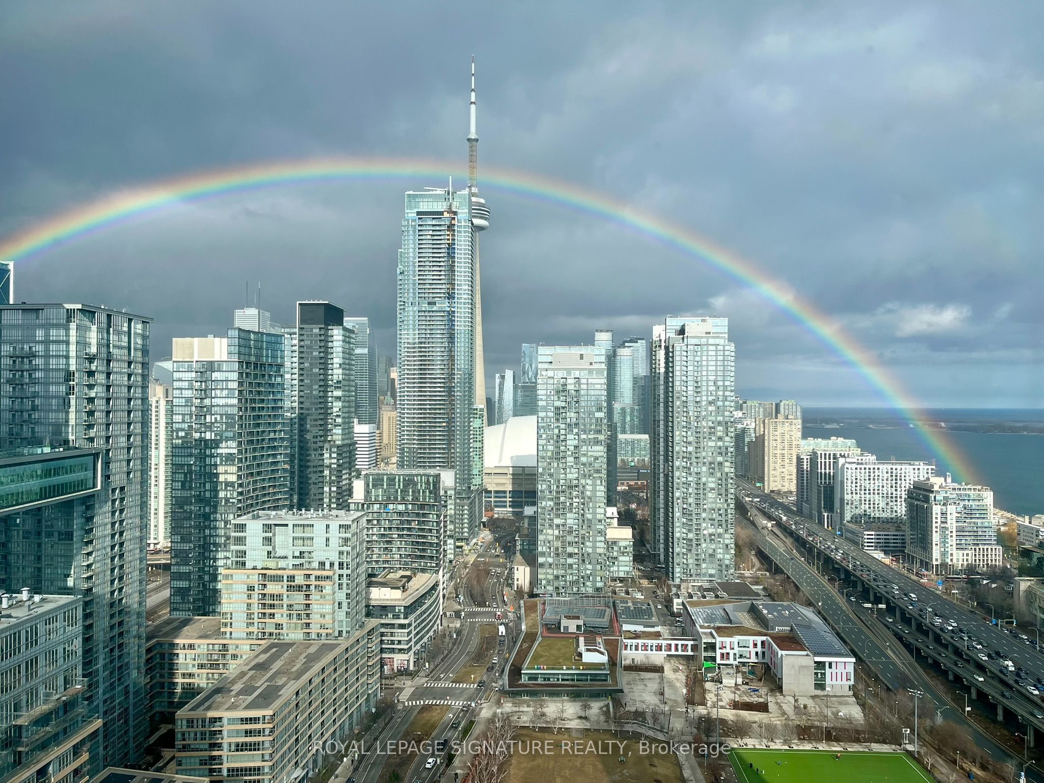 85 Queens Wharf Road 4112, Toronto, ON M5V 0J9 photo 2