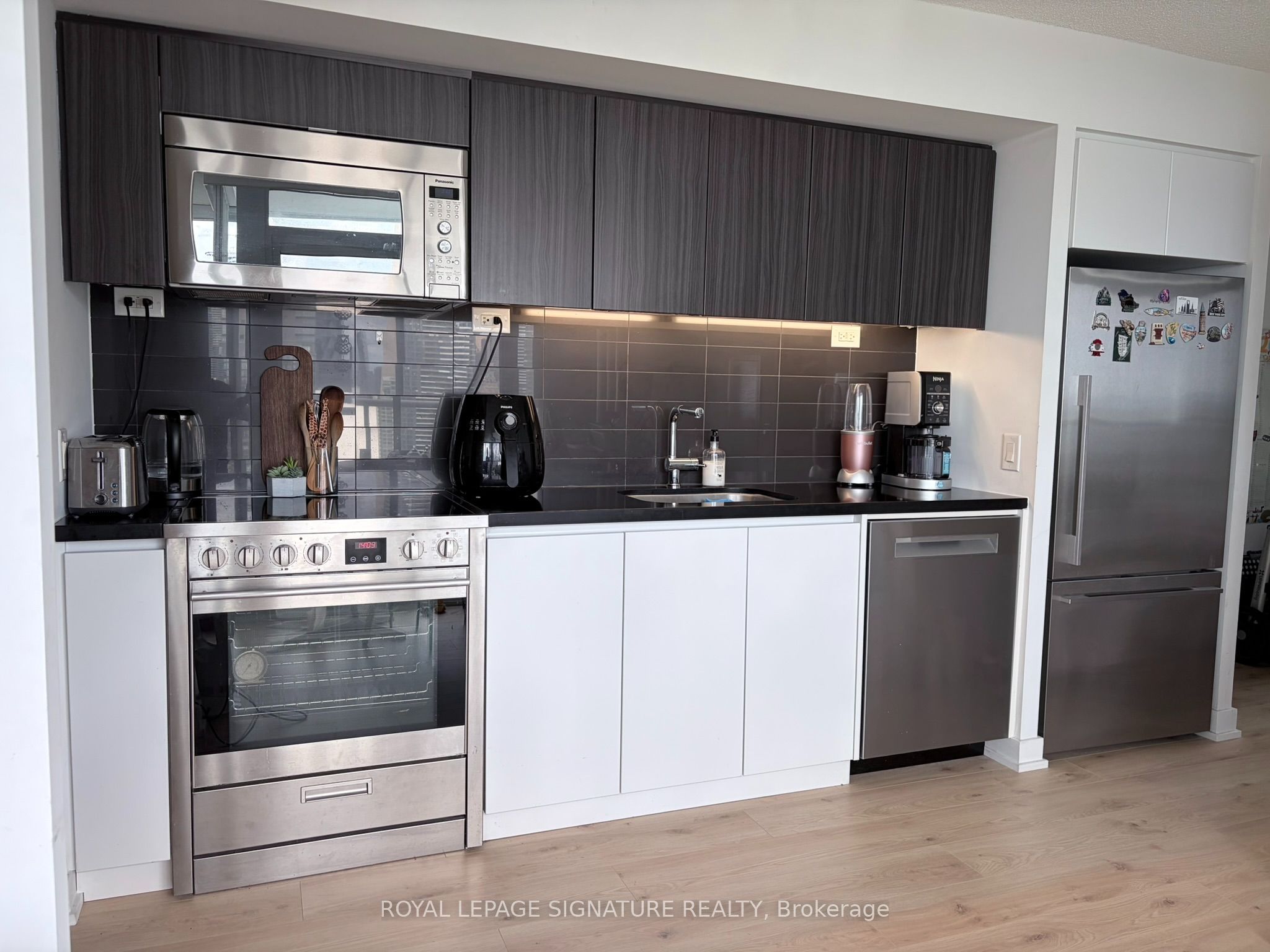 85 Queens Wharf Road 4112, Toronto, ON M5V 0J9 photo 4