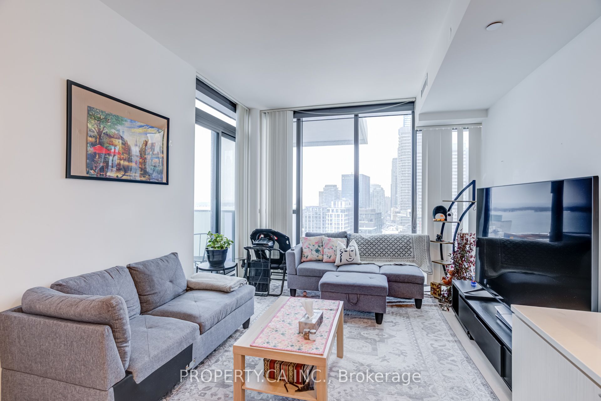 16 Bonnycastle Street 2311, Toronto, ON M5A 0C9 photo 2