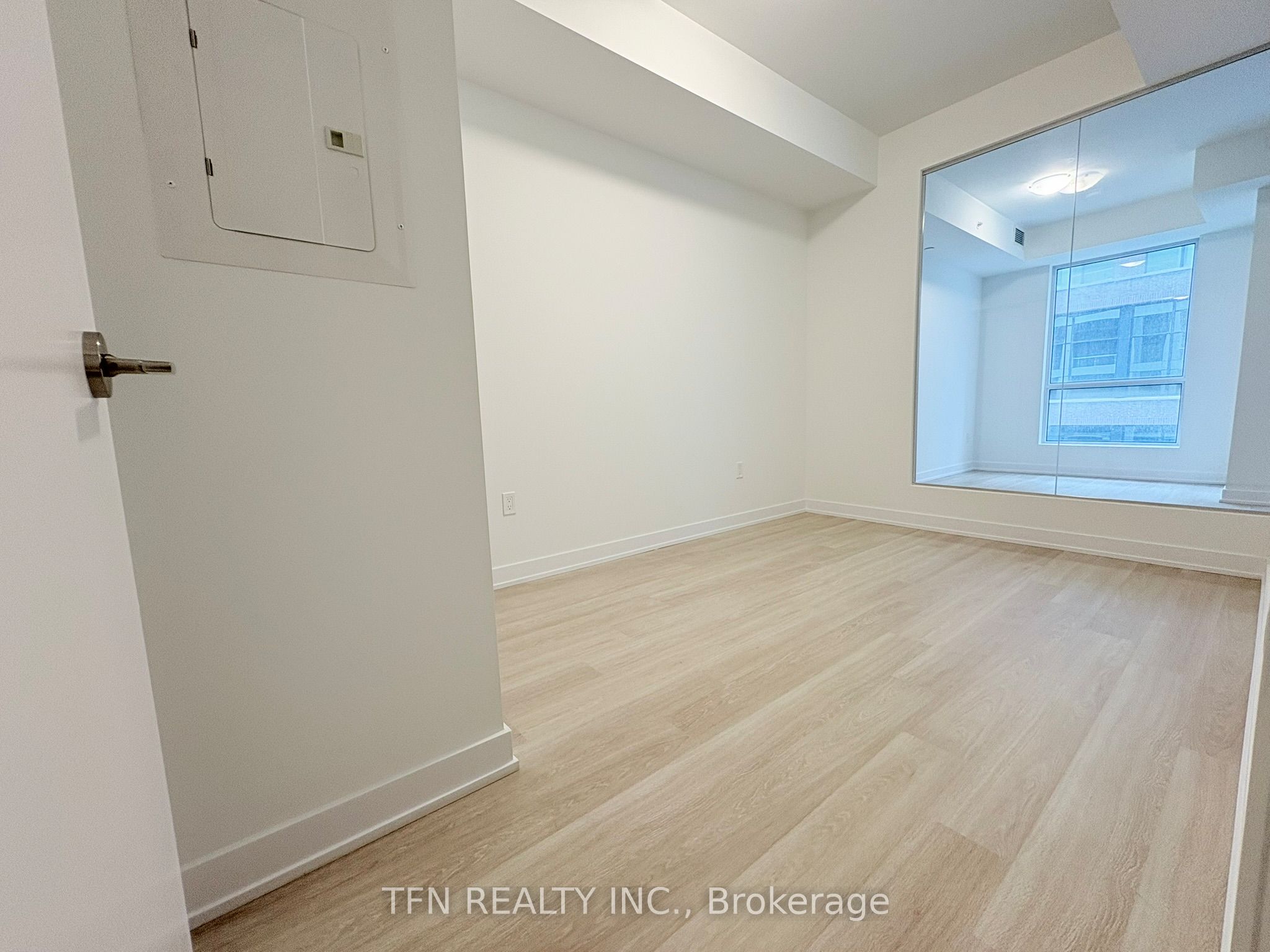 15 Richardson Street 427, Toronto, ON M5A 0Y5 photo 4