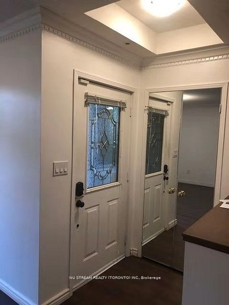 108 Finch Avenue W A11, Toronto, ON M2N 6W6 photo 2