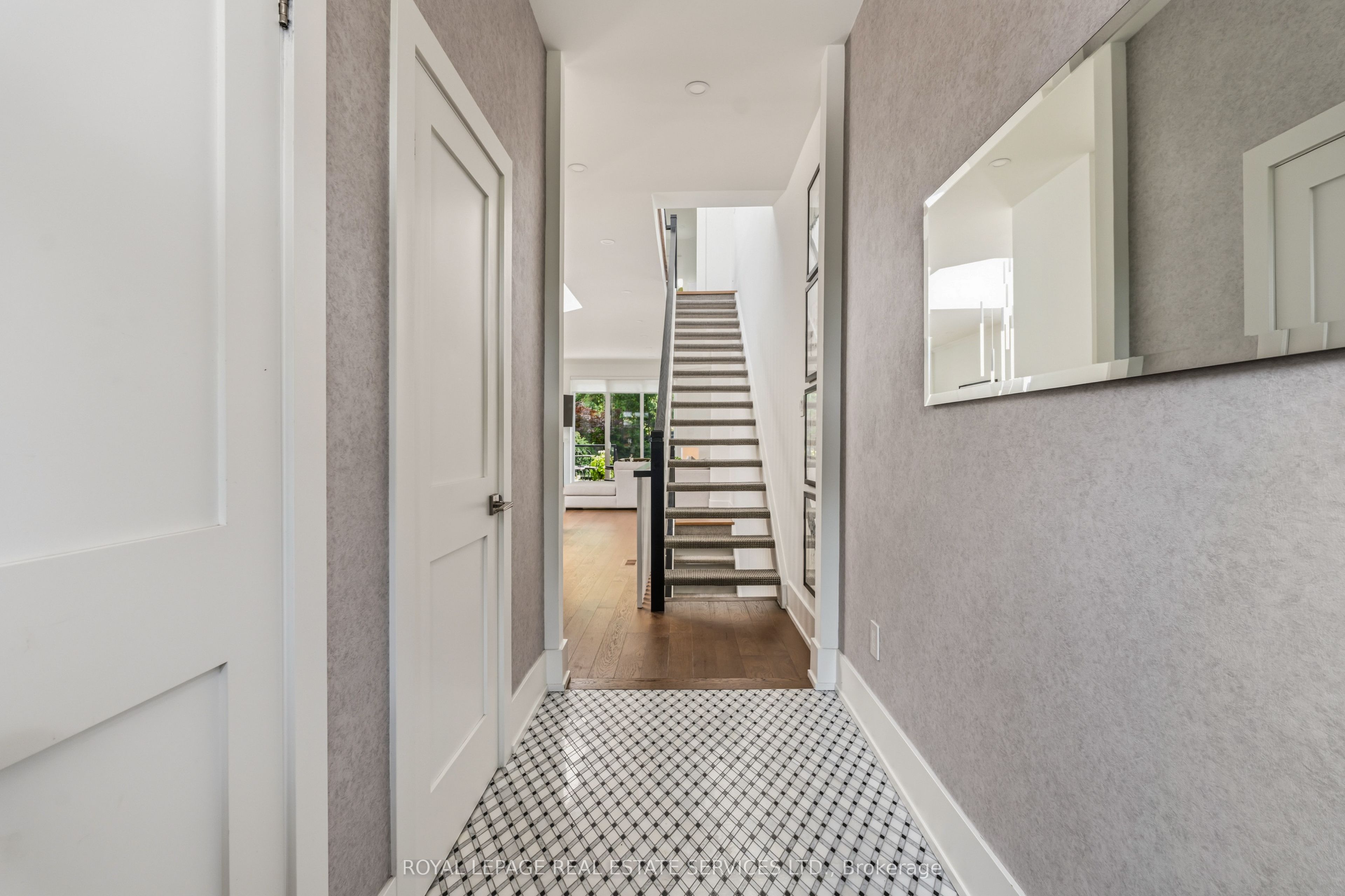 7 Bowman Street, Toronto, ON M4X 1V1 photo 3