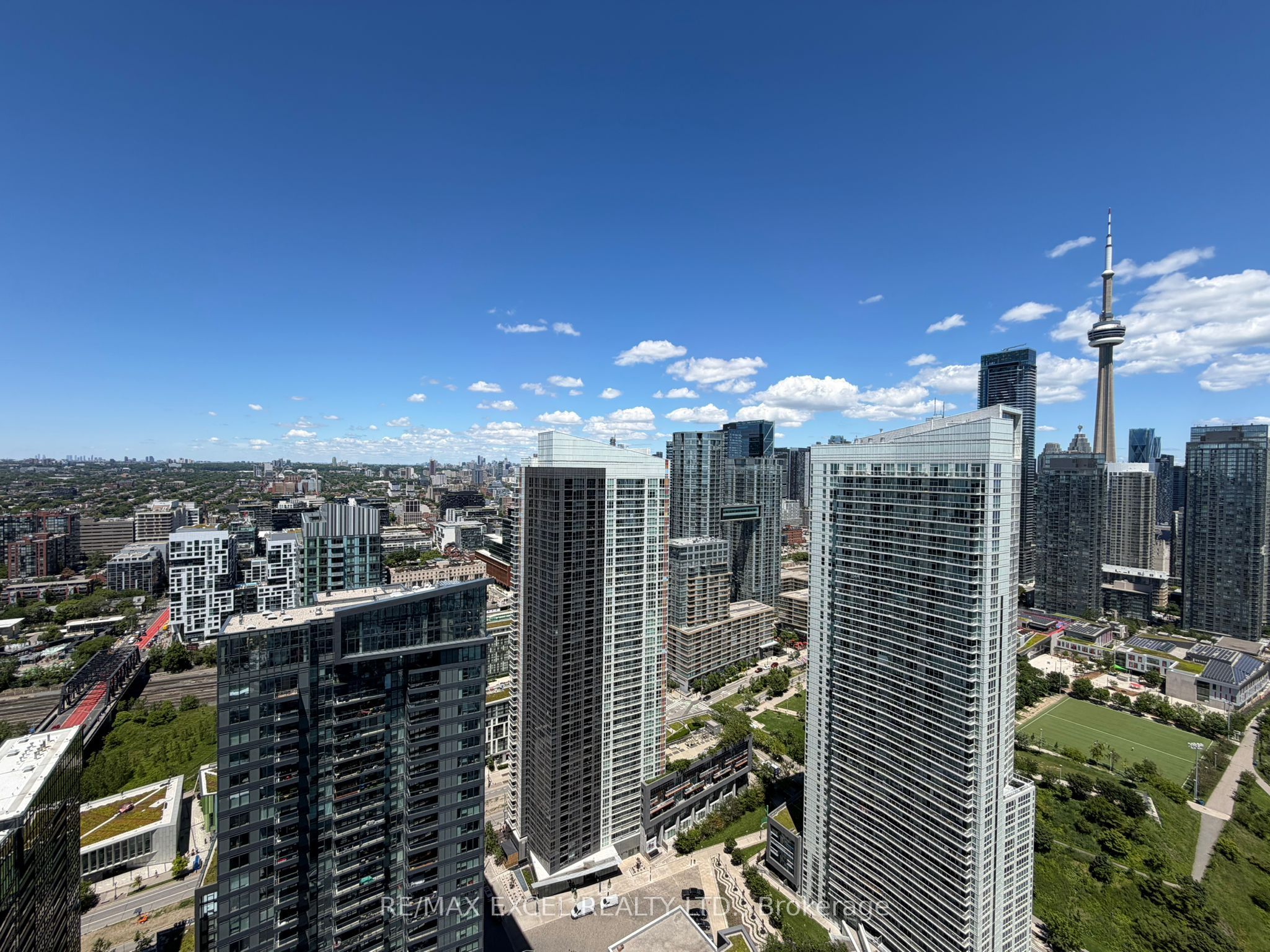 17 Bathurst Street 4606, Toronto, ON M5V 0N1 photo 3