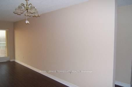 5 Concorde Place 1306, Toronto, ON M3C 3M8 photo 2