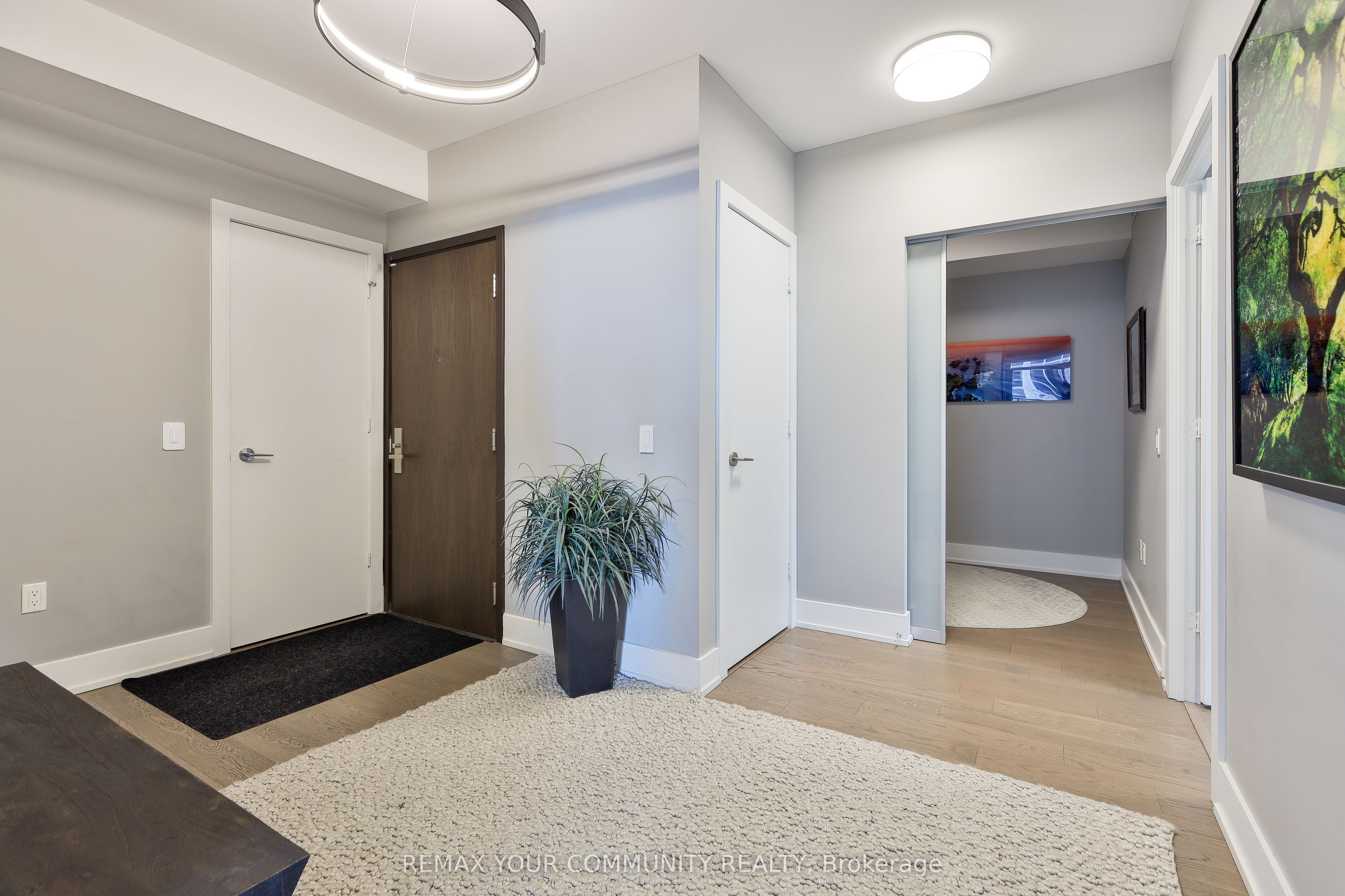 1 Yorkville Avenue 4301, Toronto, ON M4W 0B1 photo 5