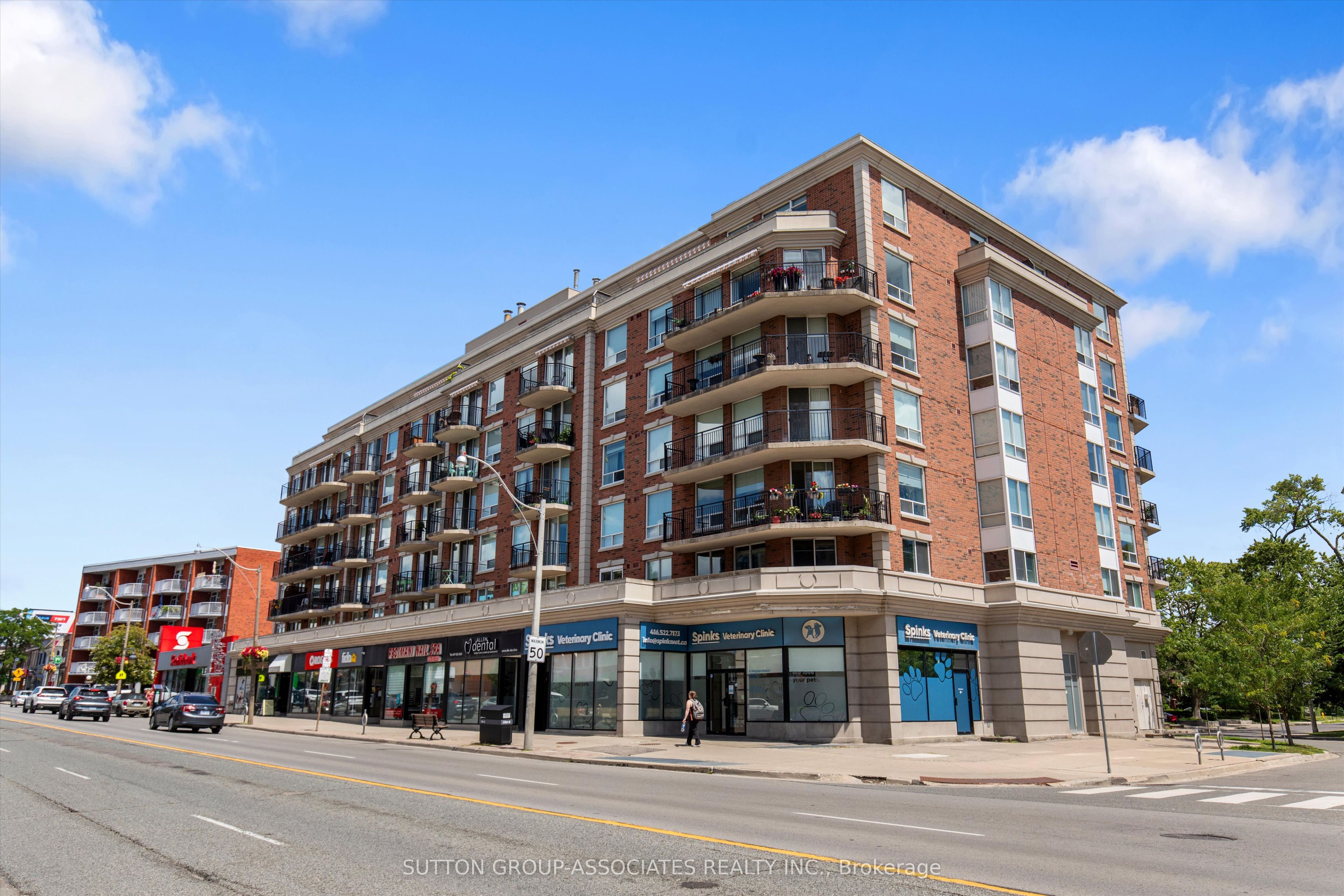 18 Wanless Avenue PH6, Toronto, ON M4N 3R9 photo 2