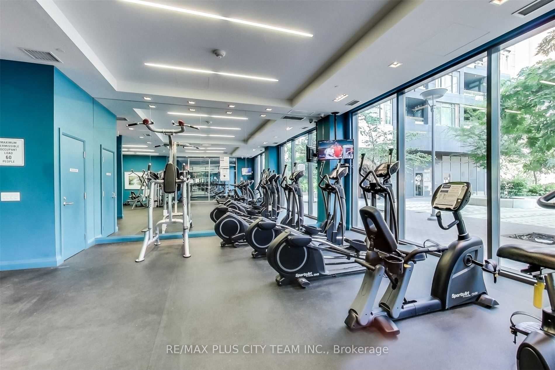 525 Adelaide Street W 1631, Toronto, ON M5V 0N7 photo 3