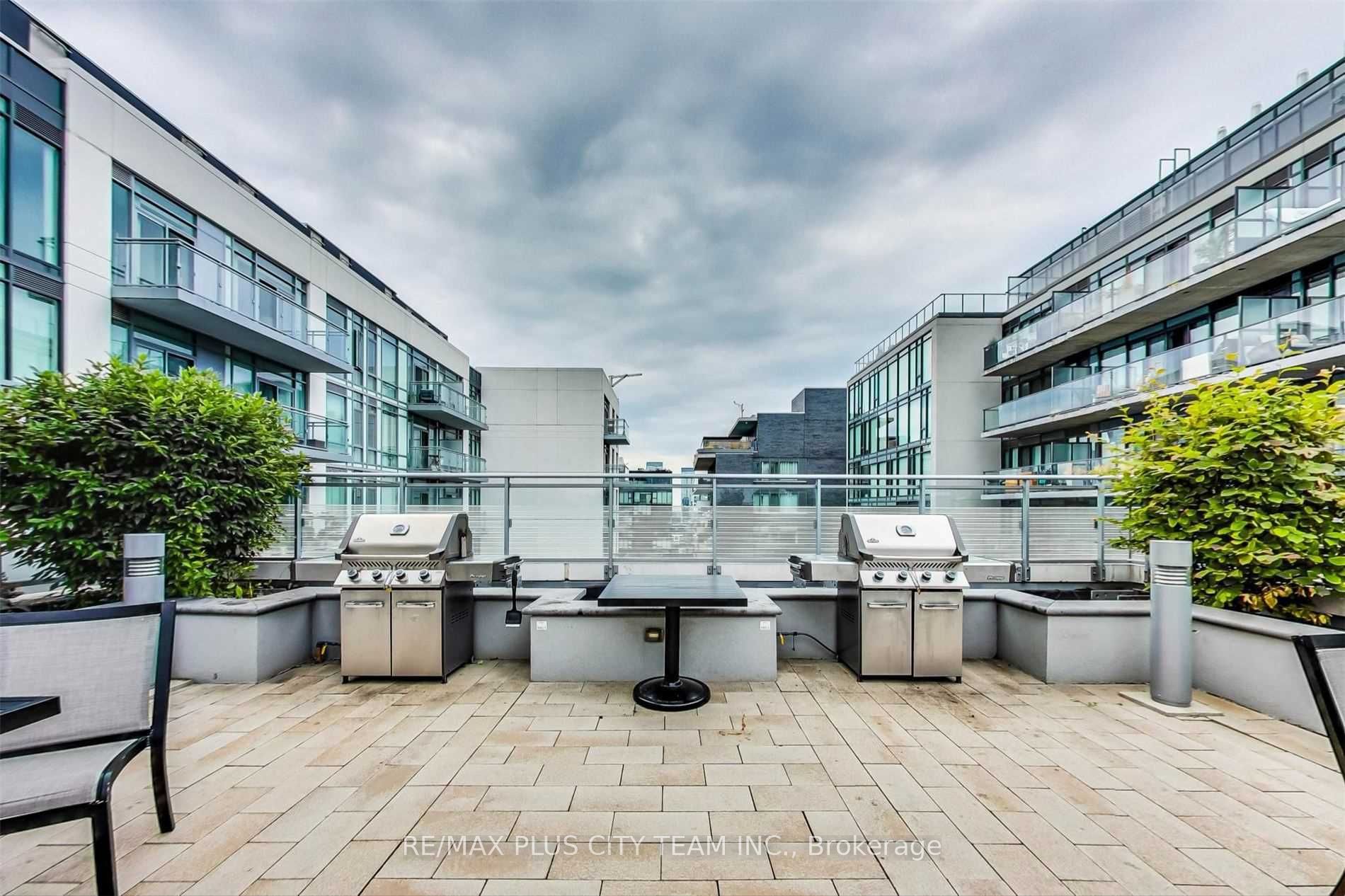 525 Adelaide Street W 1631, Toronto, ON M5V 0N7 photo 5