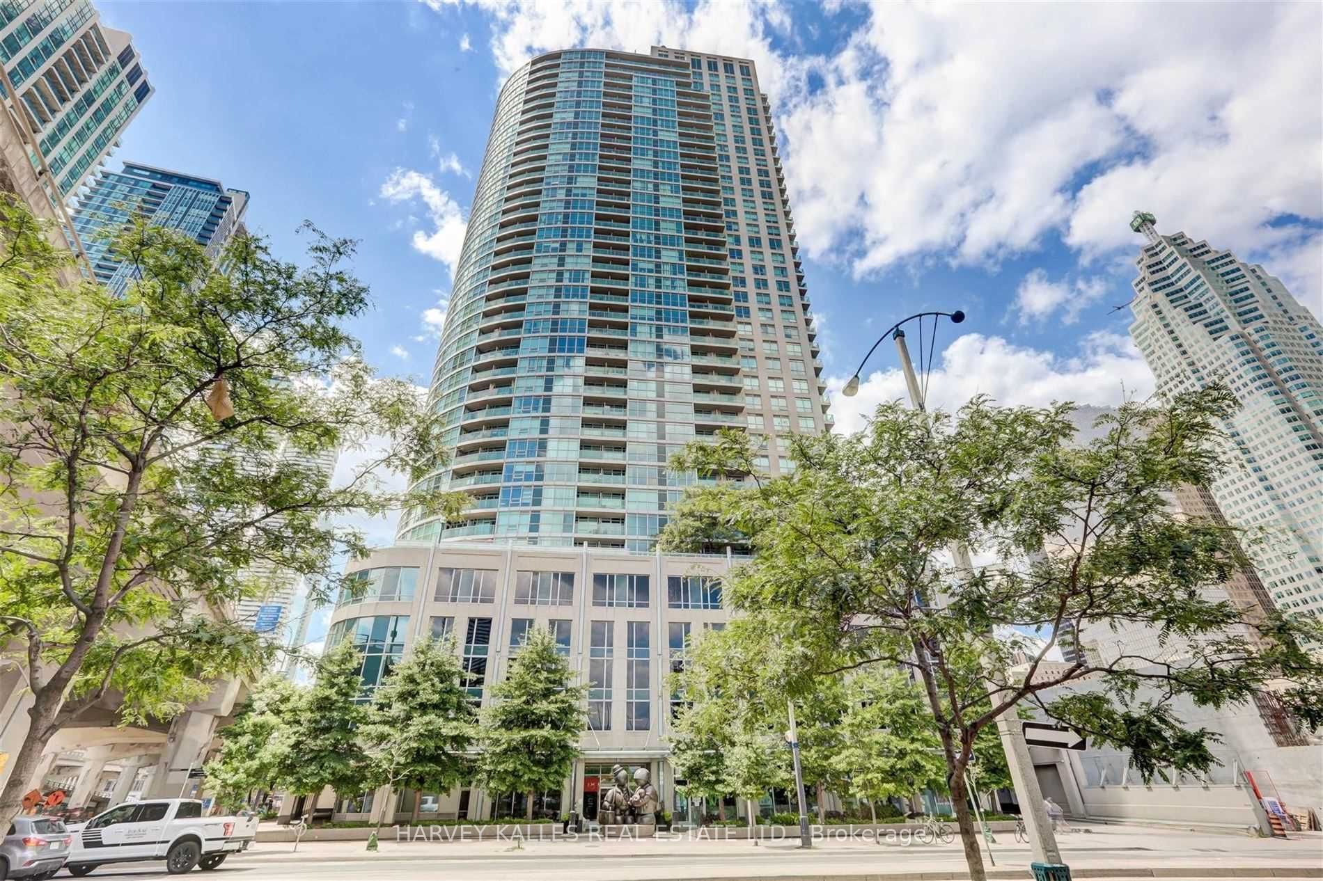 18 Yonge Street 3312, Toronto, ON M5E 1Z8