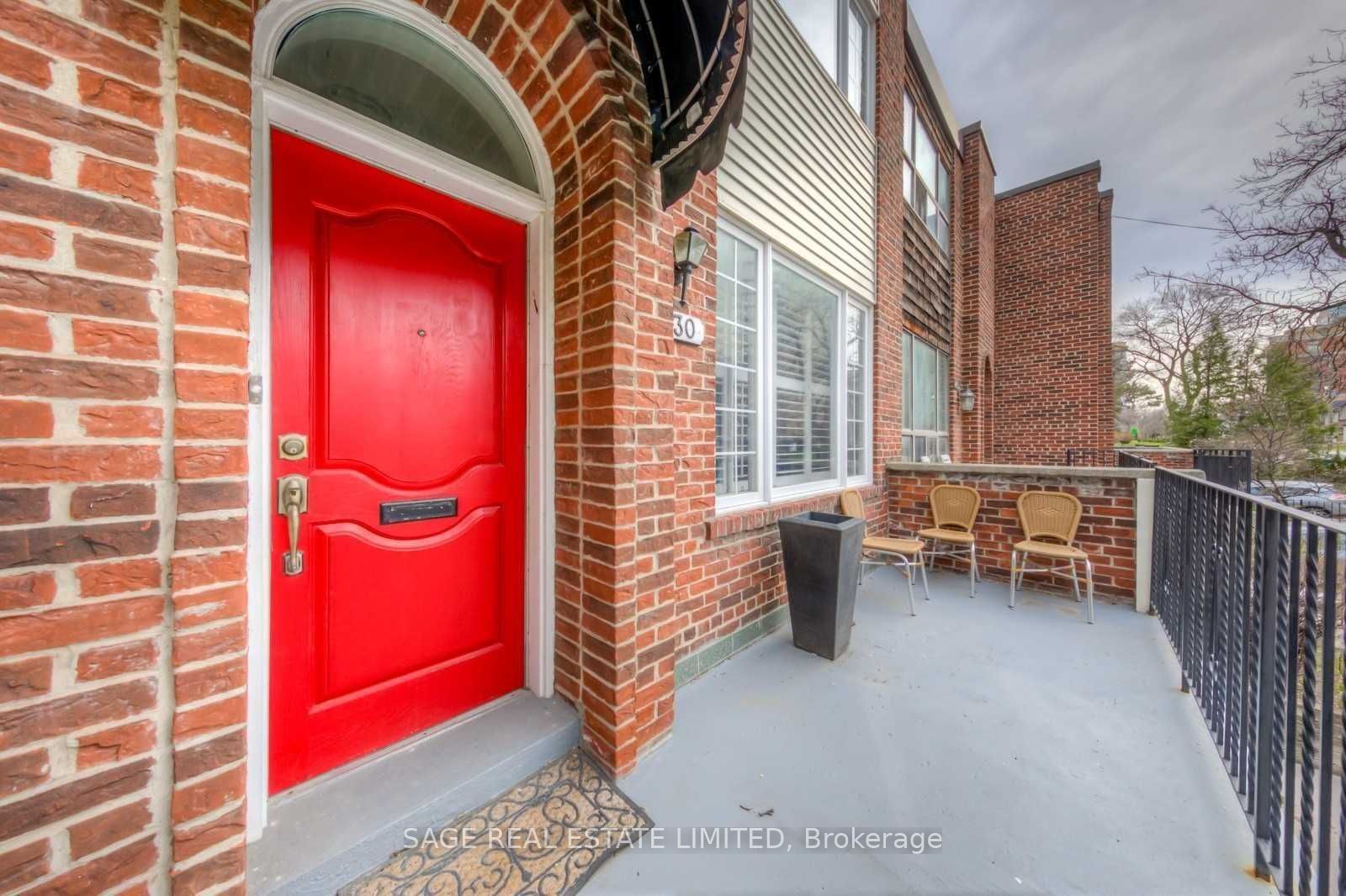 230 Balliol Street Main, Toronto, ON M4S 1C5 photo 2