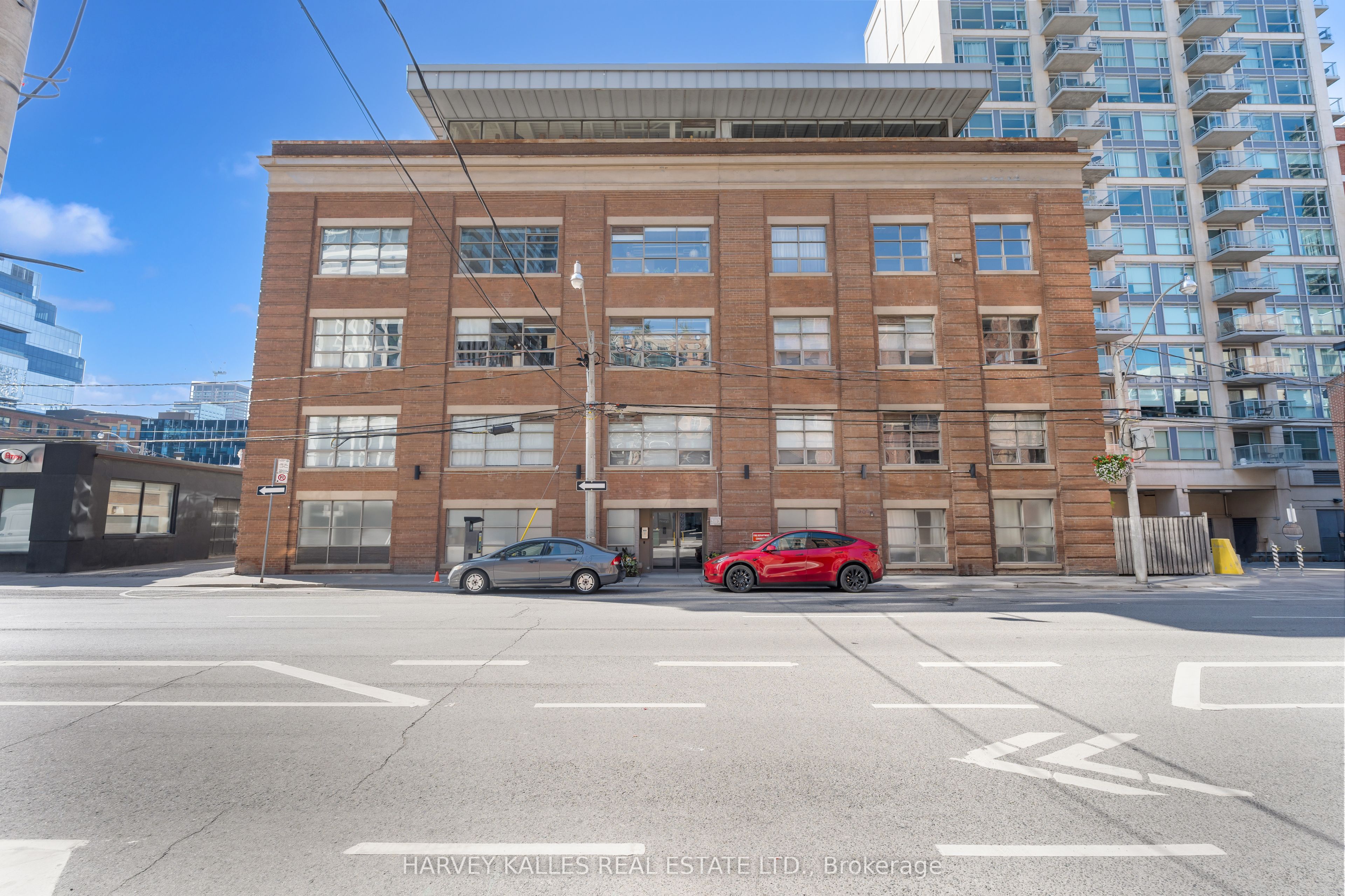 383 Adelaide Street E 301, Toronto, ON M5A 1N3