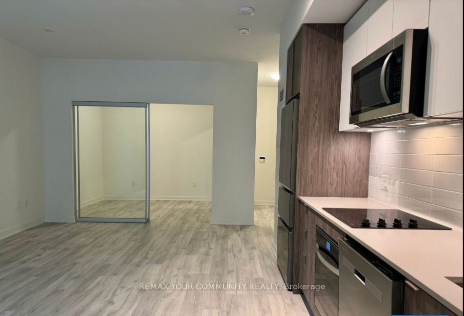 60 Princess Avenue 102 SE, Toronto, ON M5A 2C7 photo 4