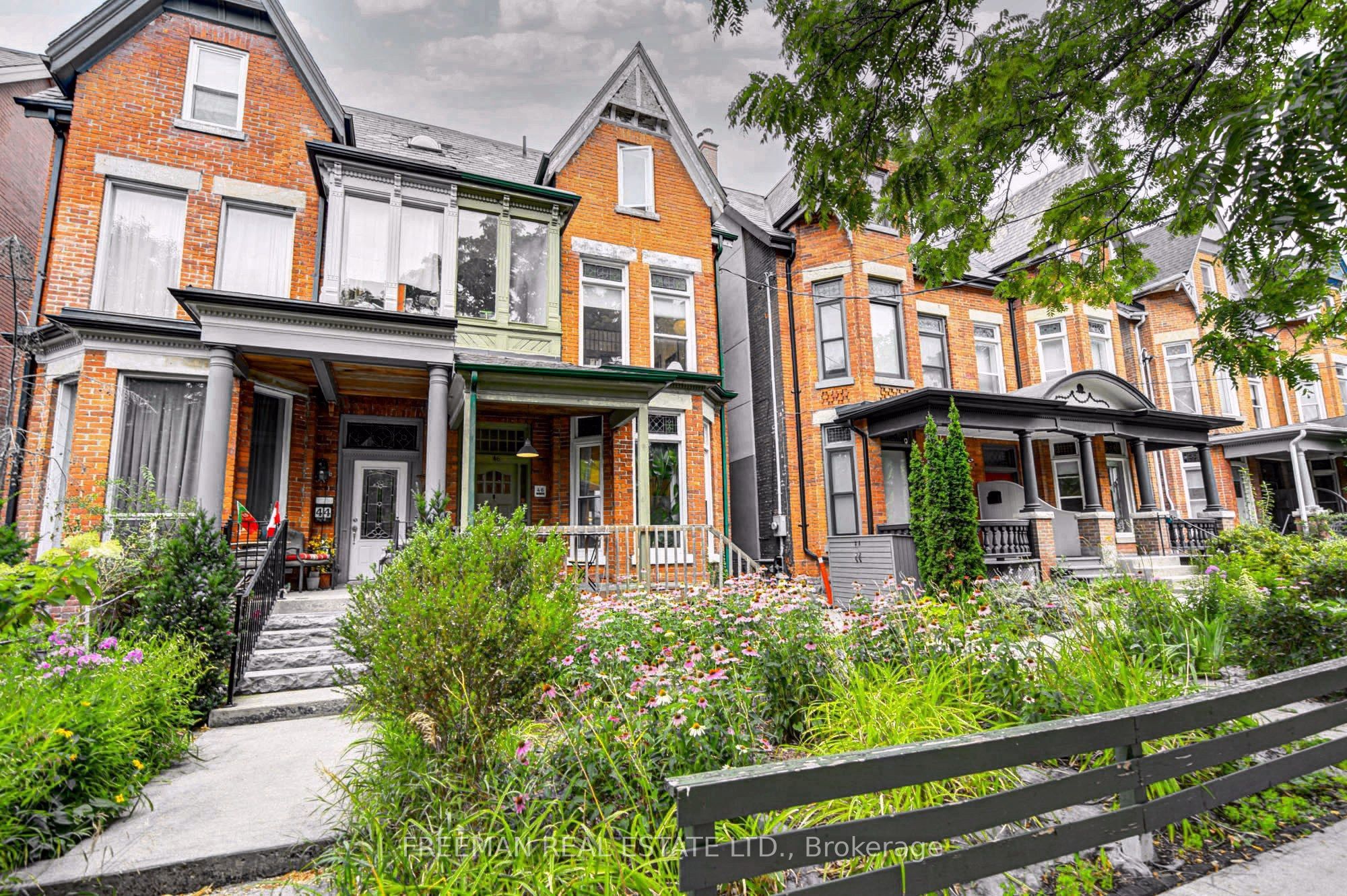 46 Brunswick Avenue, Toronto, ON M5S 2L7 photo 2