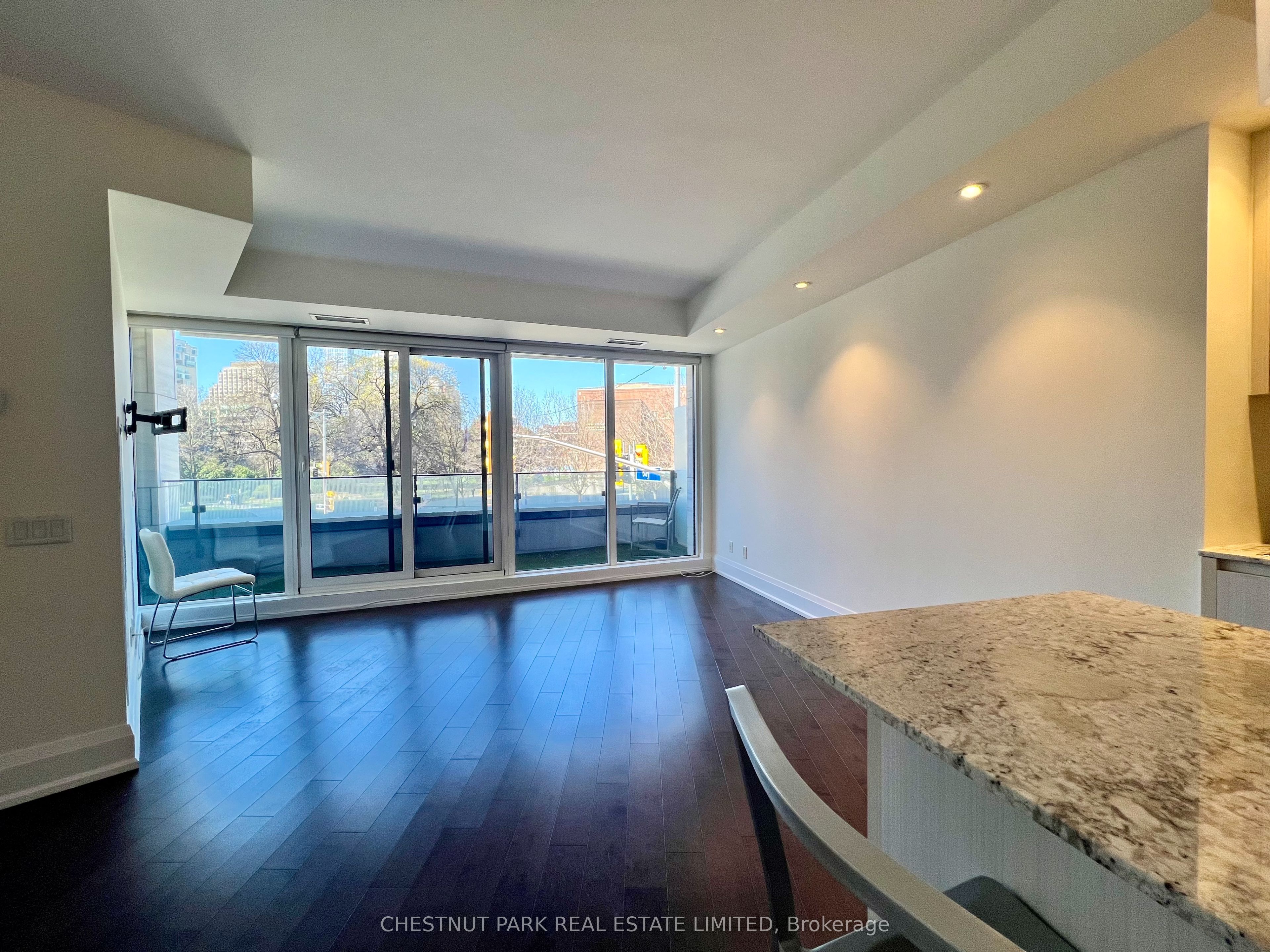 88 Davenport Road 205, Toronto, ON M5R 0A5 photo 5