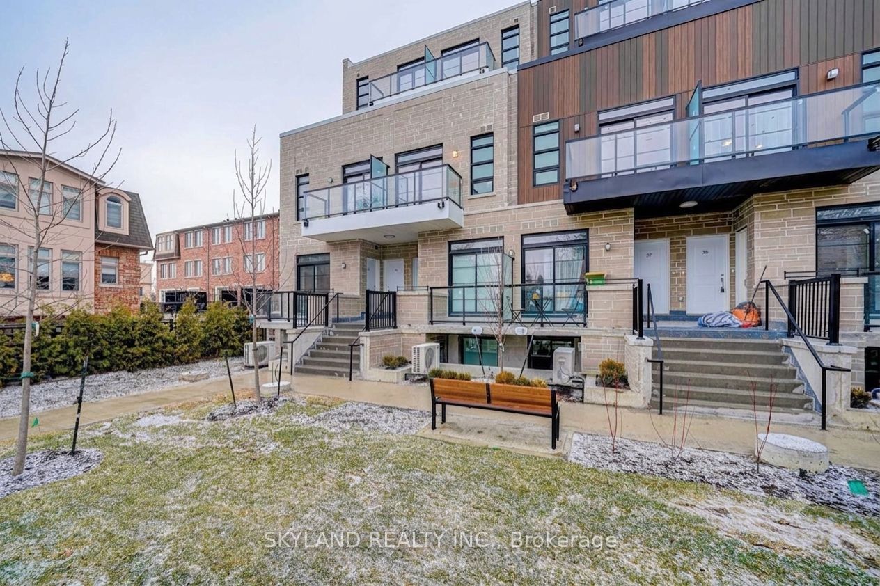 57 Finch Avenue W 40, Toronto, ON M2N 0K9