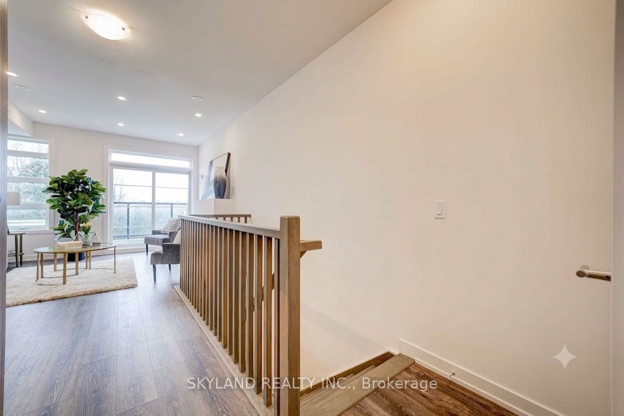 57 Finch Avenue W 40, Toronto, ON M2N 0K9 photo 3