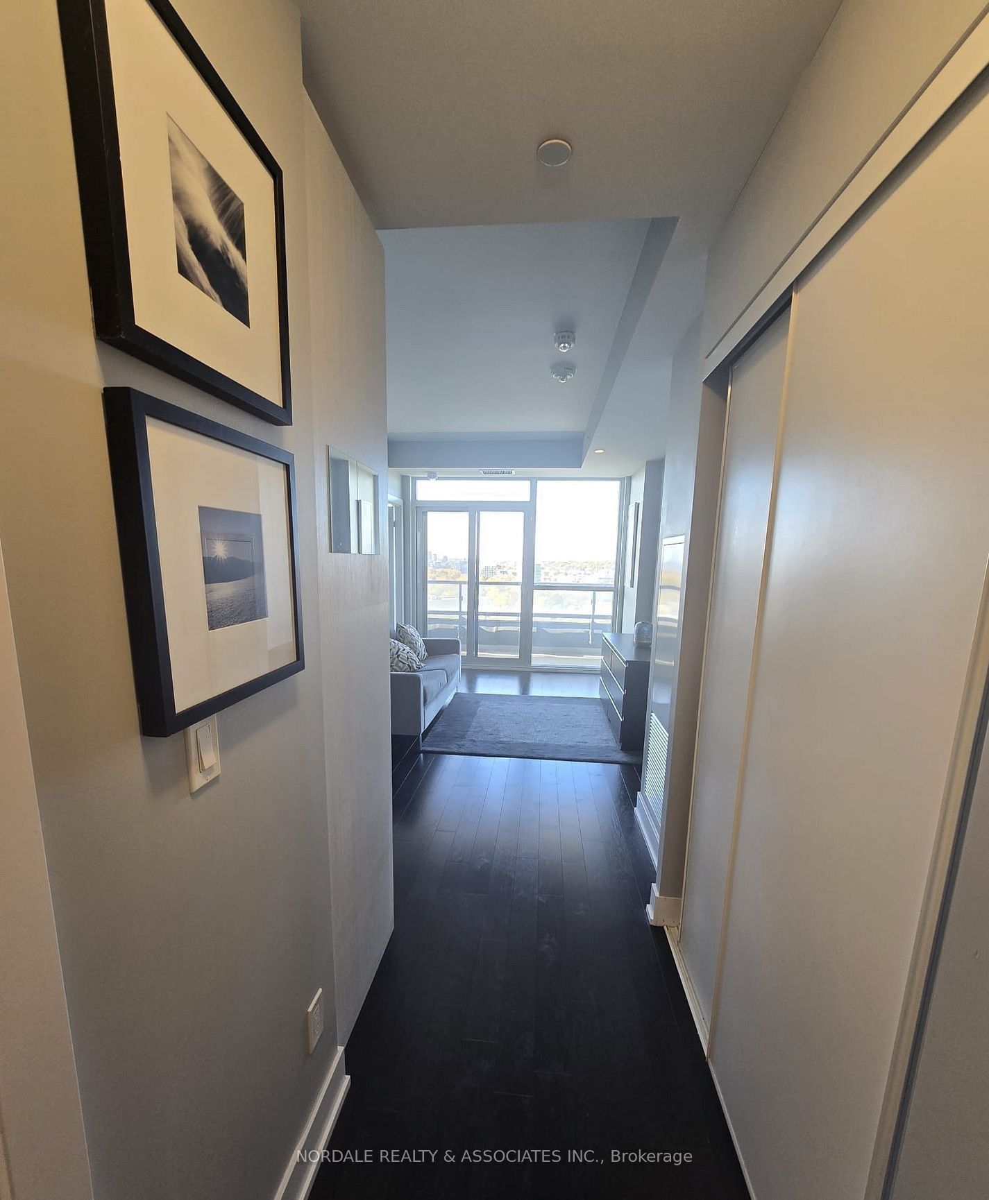 181 Bedford Road 1501, Toronto, ON M5R 0A5 photo 4